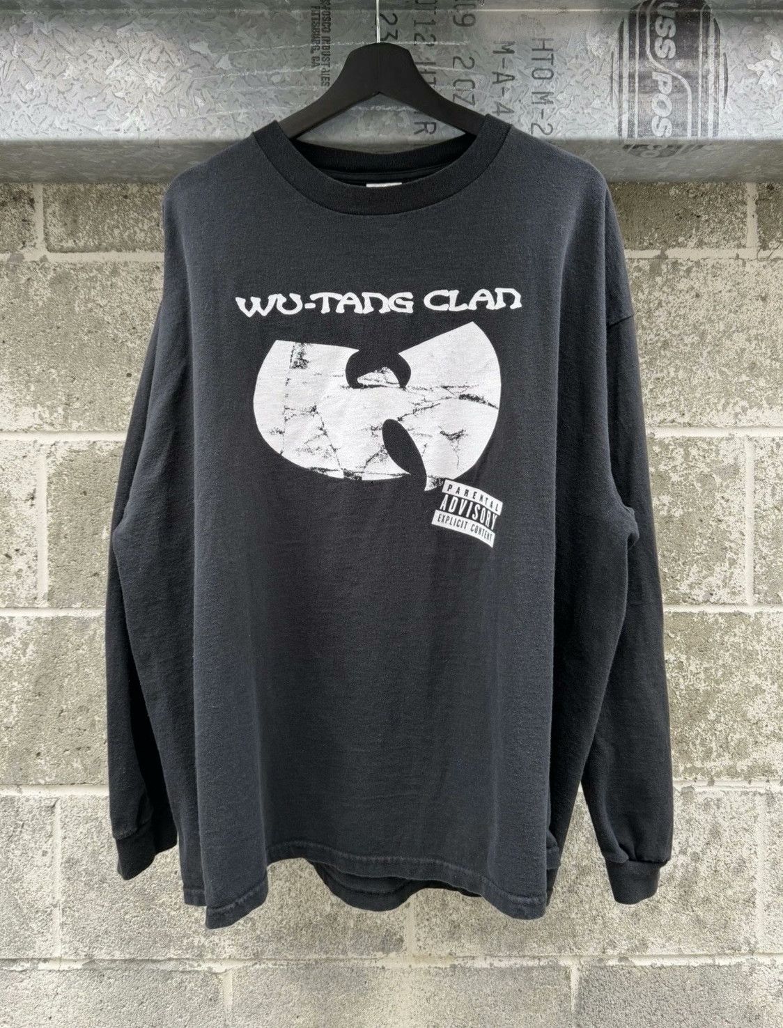 Wu-Tang Clan Wu Tang Clan Vintage Long Sleeve T Size US M / EU 48-50 / 2 - 1 Thumbnail