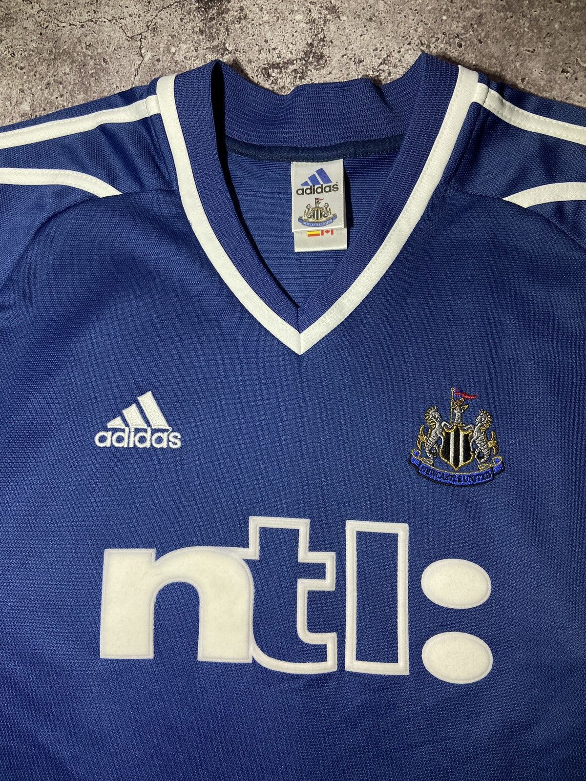 Vintage 💥Newcastle United 2001 Vintage Adidas Home Jersey T-shirt‼️ Size US L / EU 52-54 / 3 - 3 Thumbnail