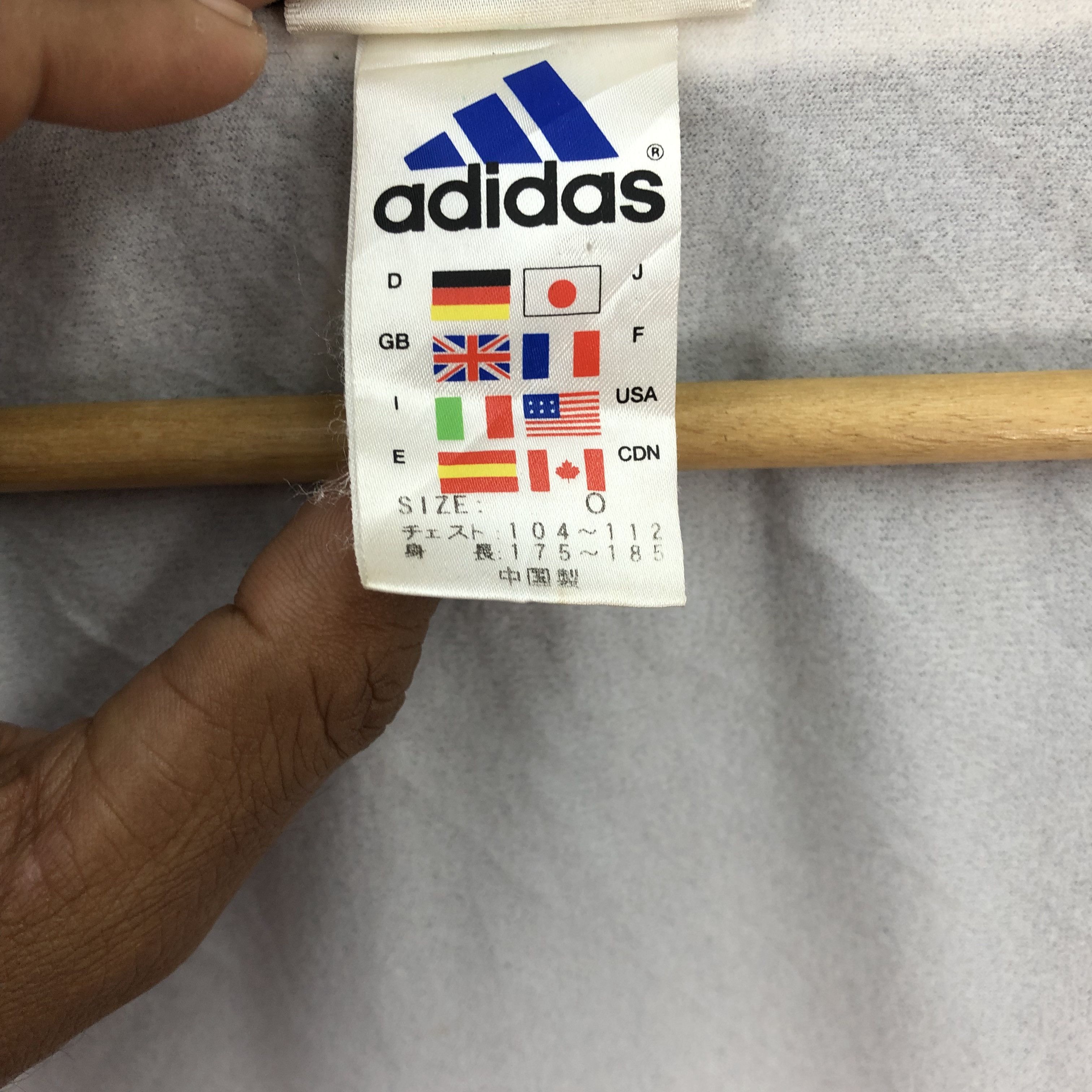 Adidas Vintage 90s Adidas Windbreaker Zipper Jacket Size US L / EU 52-54 / 3 - 8 Thumbnail