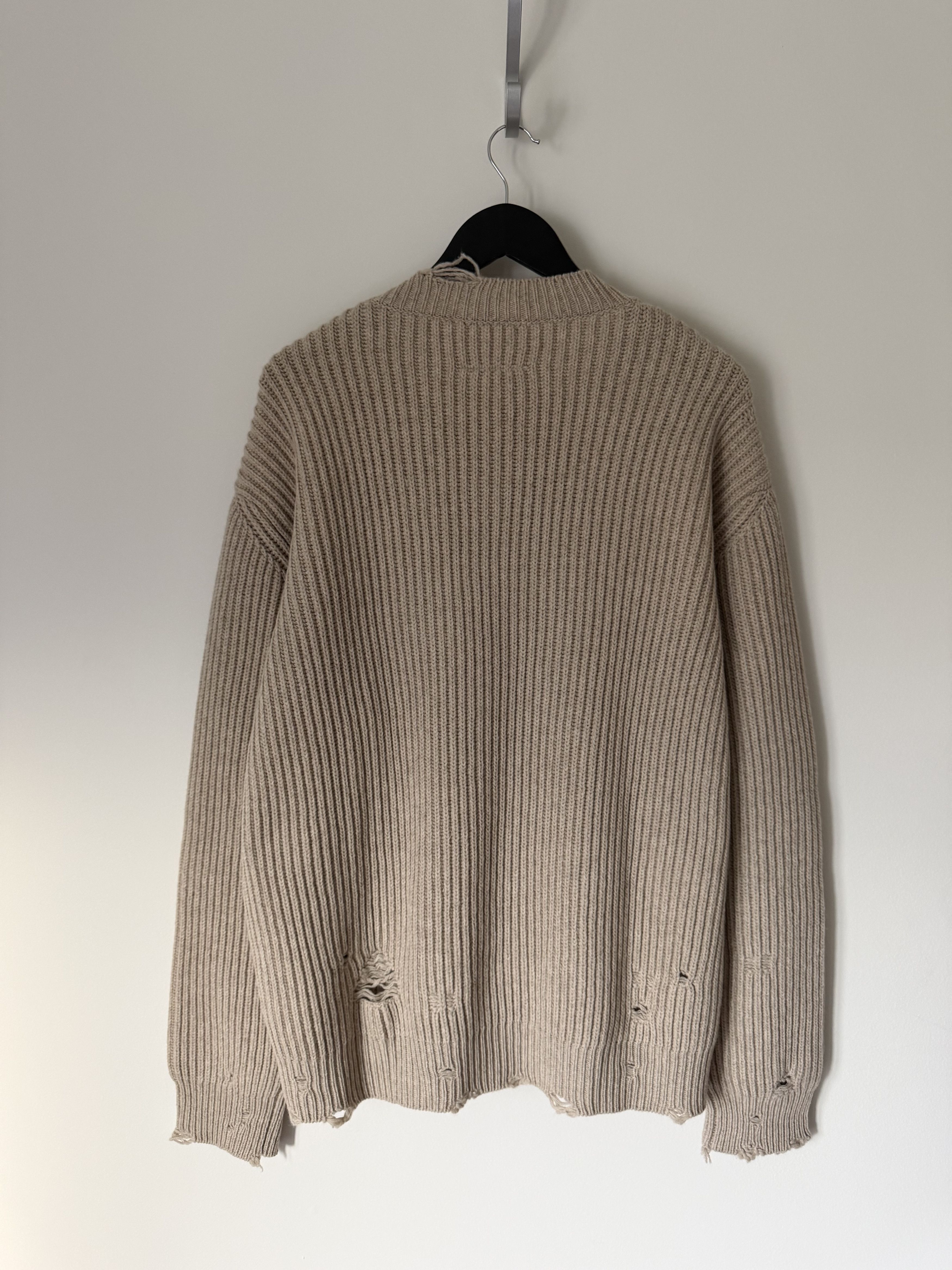 MM6 MM6 Maison Margiela Distressed V-Neck Sweater in Beige Size US L / EU 52-54 / 3 - 5 Thumbnail