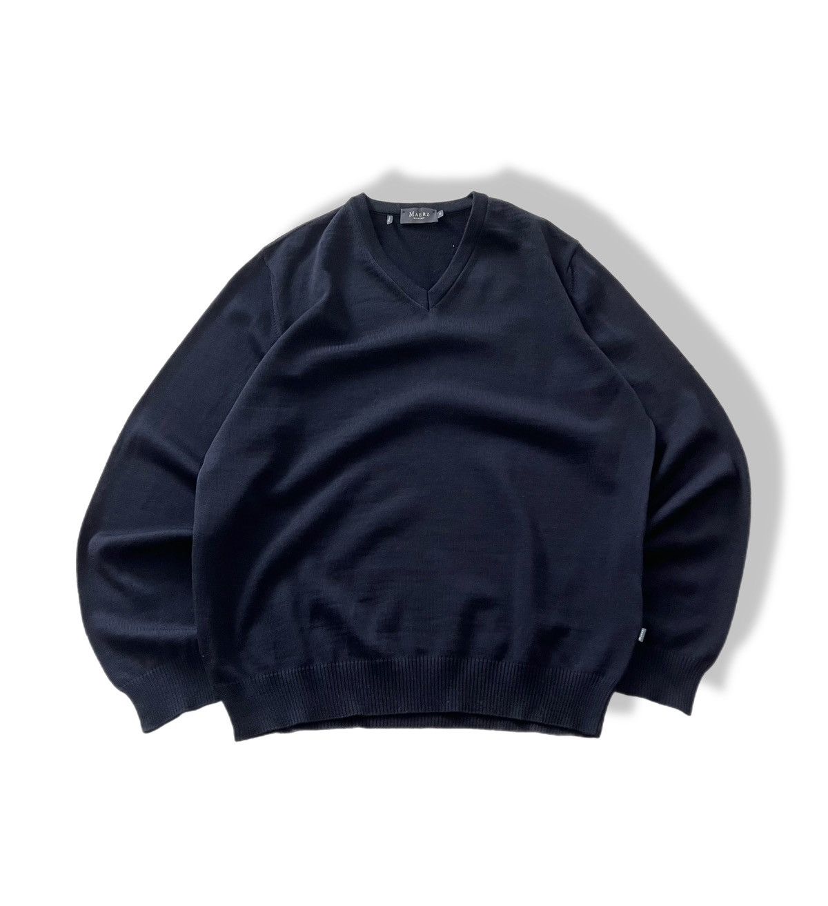 Japanese Brand Vintage Maerz Munchen V-neck Sweater Sweatshirt 52 Size Knit Size US L / EU 52-54 / 3 - 1 Thumbnail