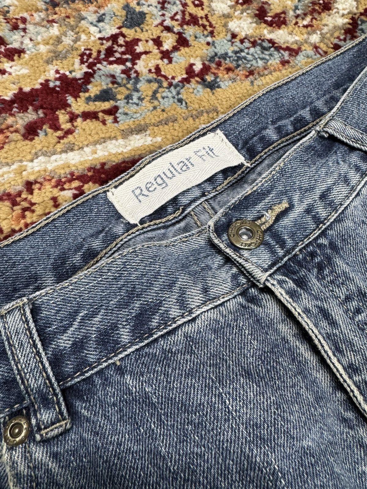 Vintage ᶠᵃⁿᶜʸᵍᵘʸ Vintage Baggy Washed Denim Jeans Wide leg Y2K Size US 33 - 4 Thumbnail