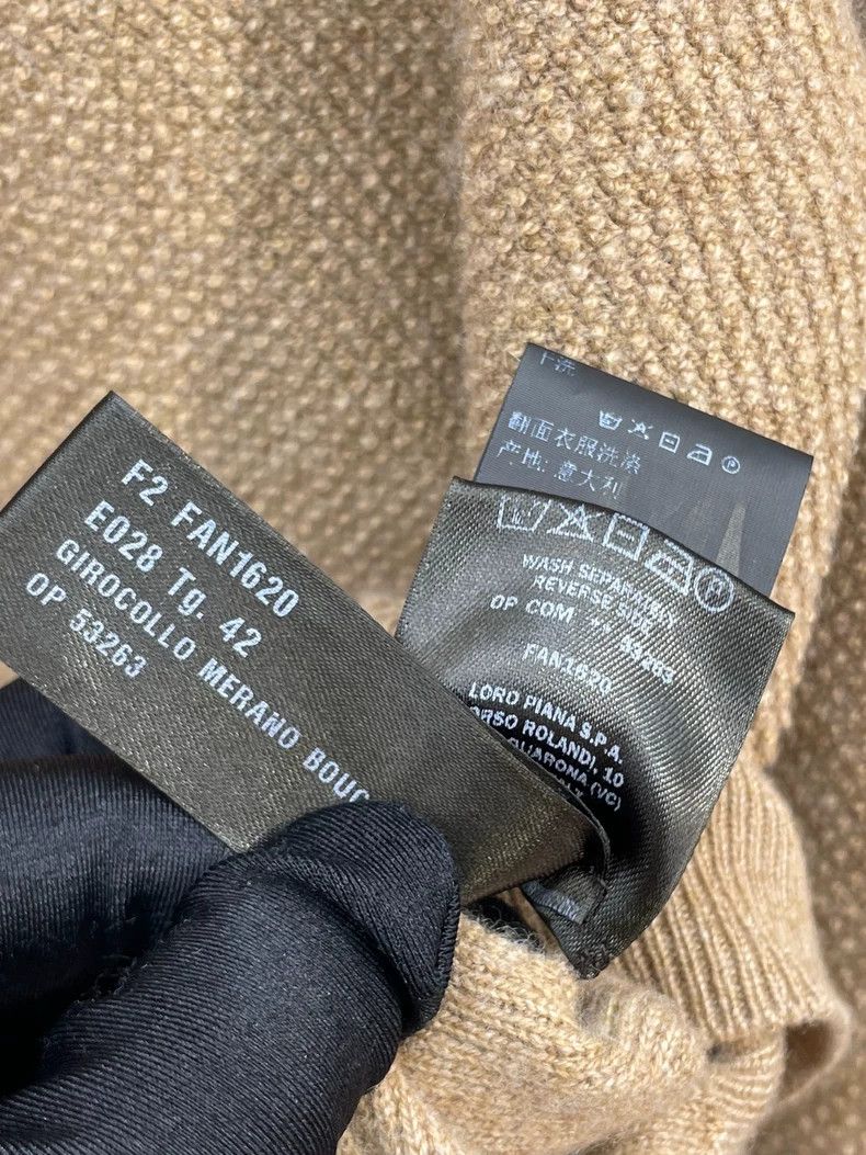 LORO PIANA Soft brown knitted cashmere sweater