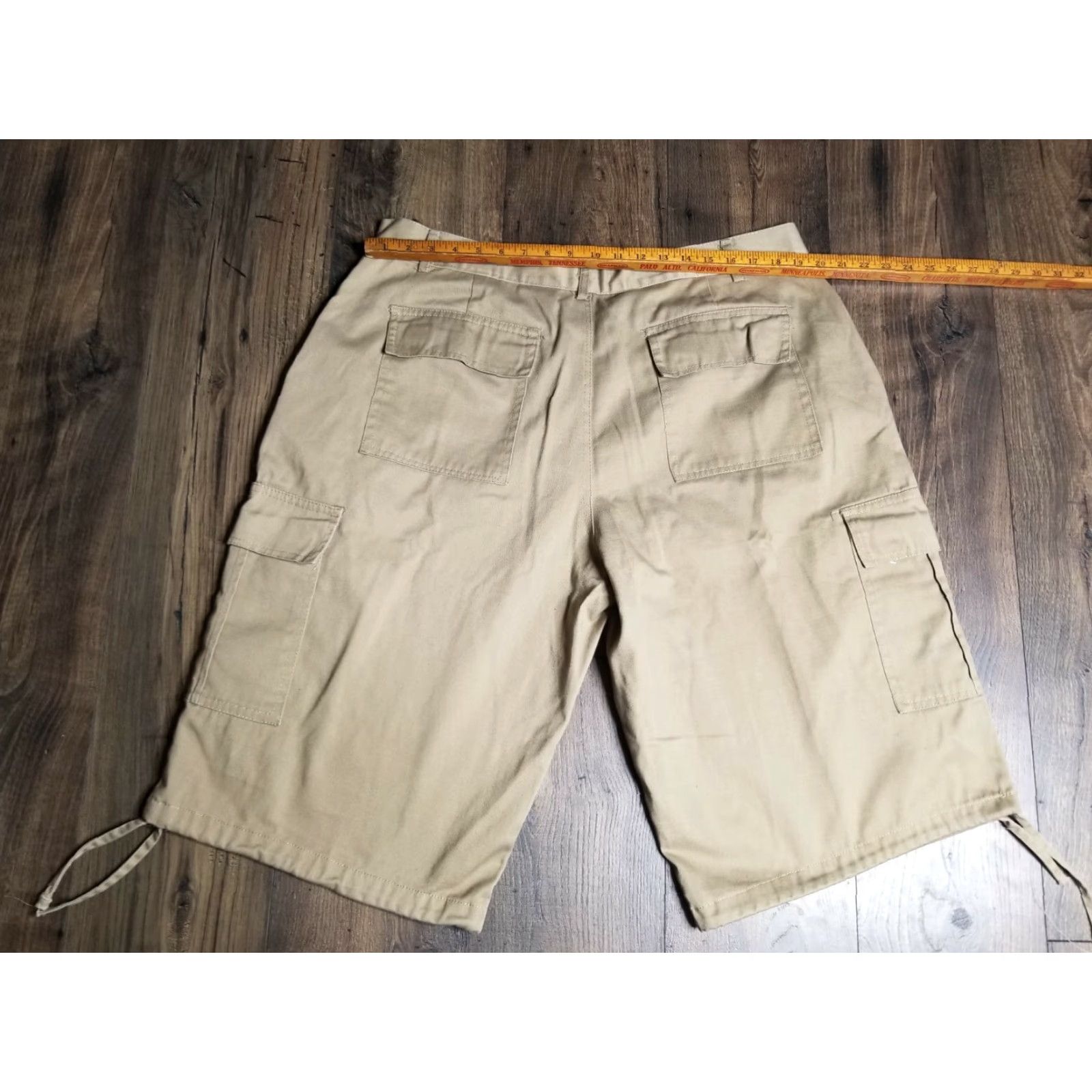 Etro VINTAGE Cargo Shorts Mens Size 40 Khaki Leg Tie Skater Retro Mens Size US 40 / EU 56 - 2 Thumbnail