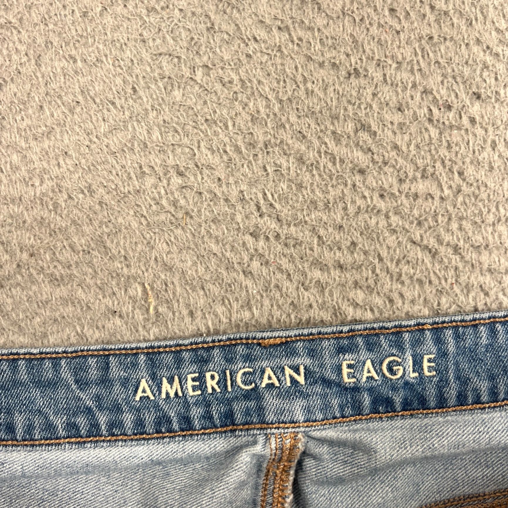 Vintage American Eagle Jeans Womens 18 Short Blue Curvy Mom Jean Stretch Distressed Size 40" / US 18 - 6 Thumbnail