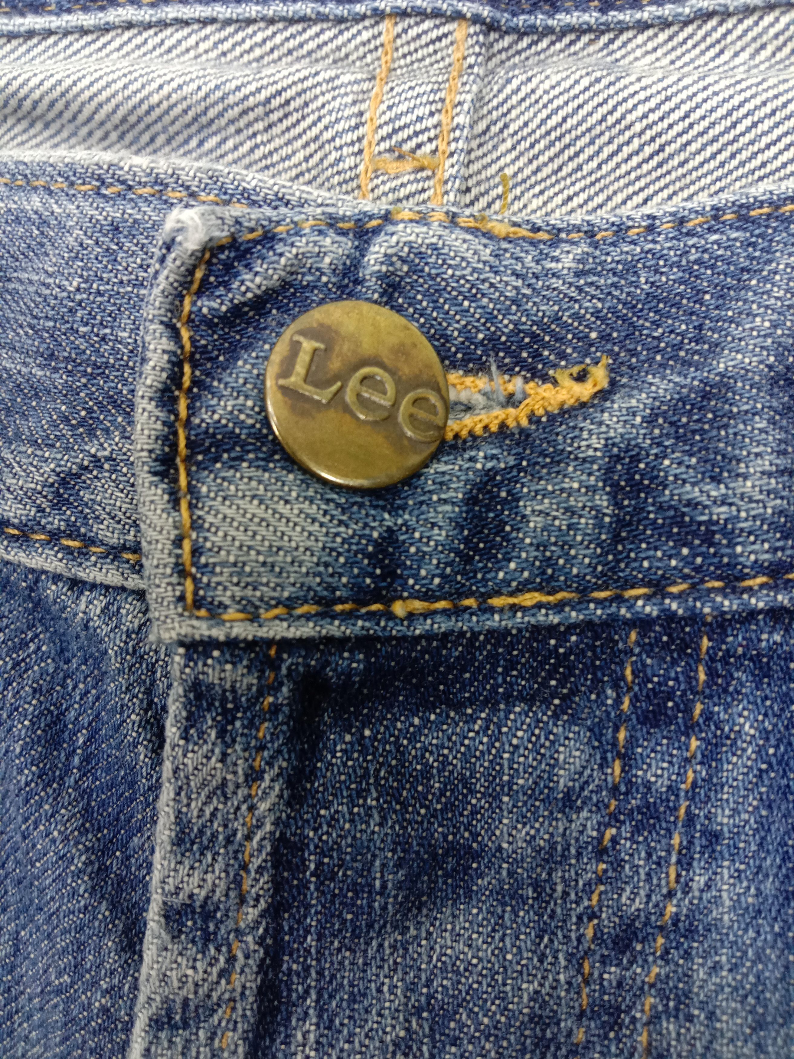 Lee Vintage Lee Faded Blue Flare Jeans Bell Bottom Ripped Denim Size US 32 / EU 48 - 10 Thumbnail