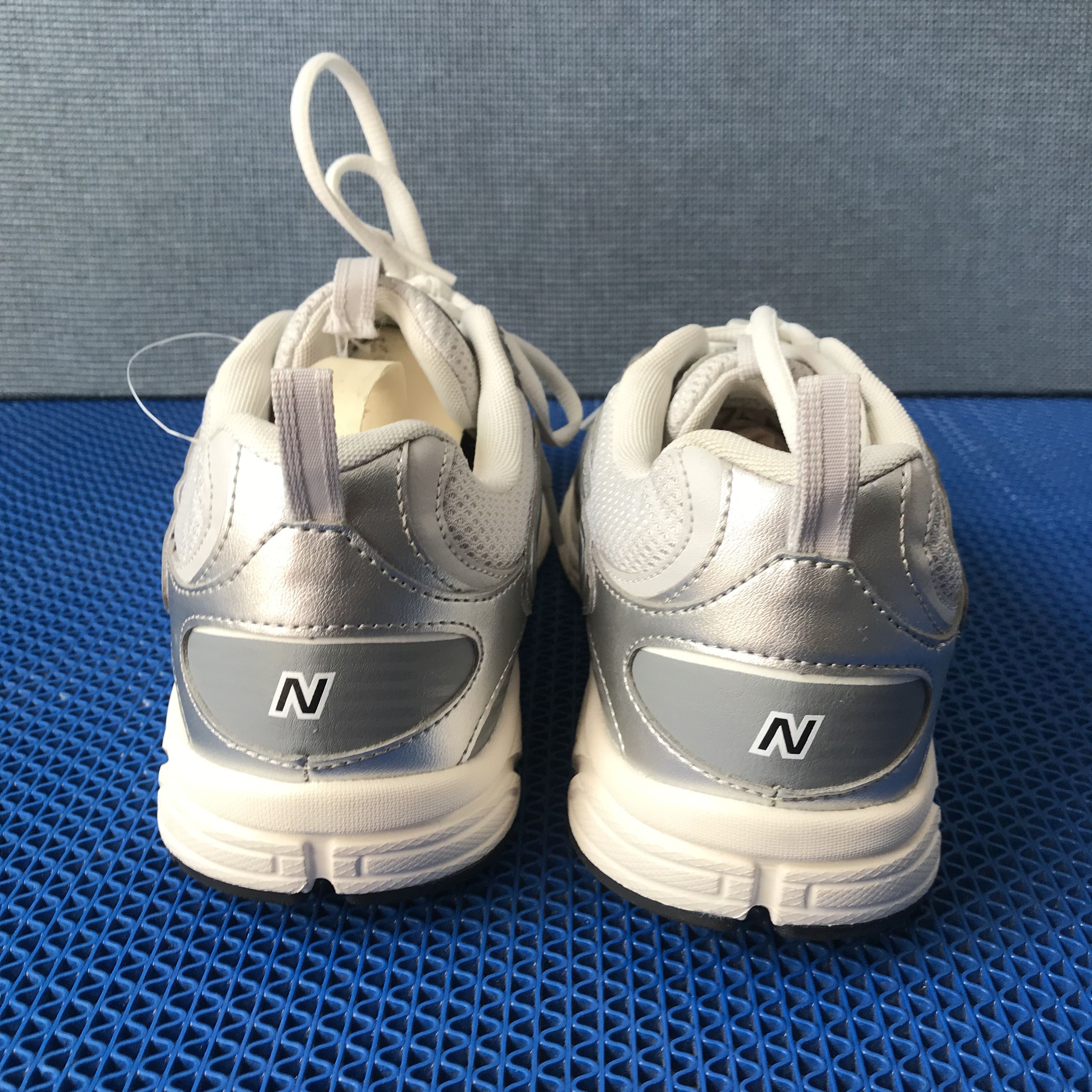 New Balance New Balance 480 Silver abzorb sole Size 9.5 uk 44 eur Size US 10.5 / EU 43-44 - 4 Thumbnail