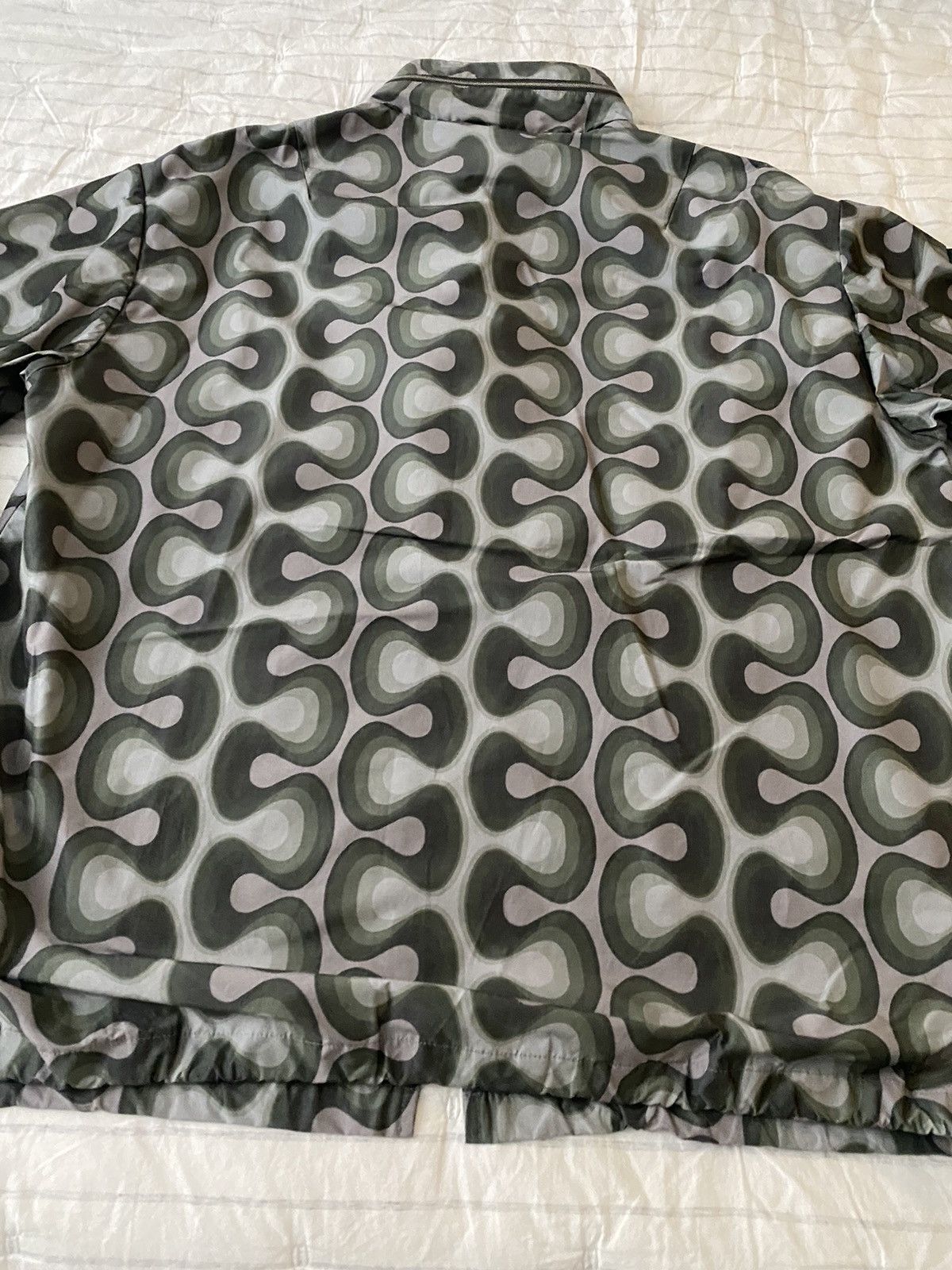 Dries Van Noten Dries Van Noten Varlam Printed Hooded Jacket Sz Large NWT Size US L / EU 52-54 / 3 - 18 Thumbnail