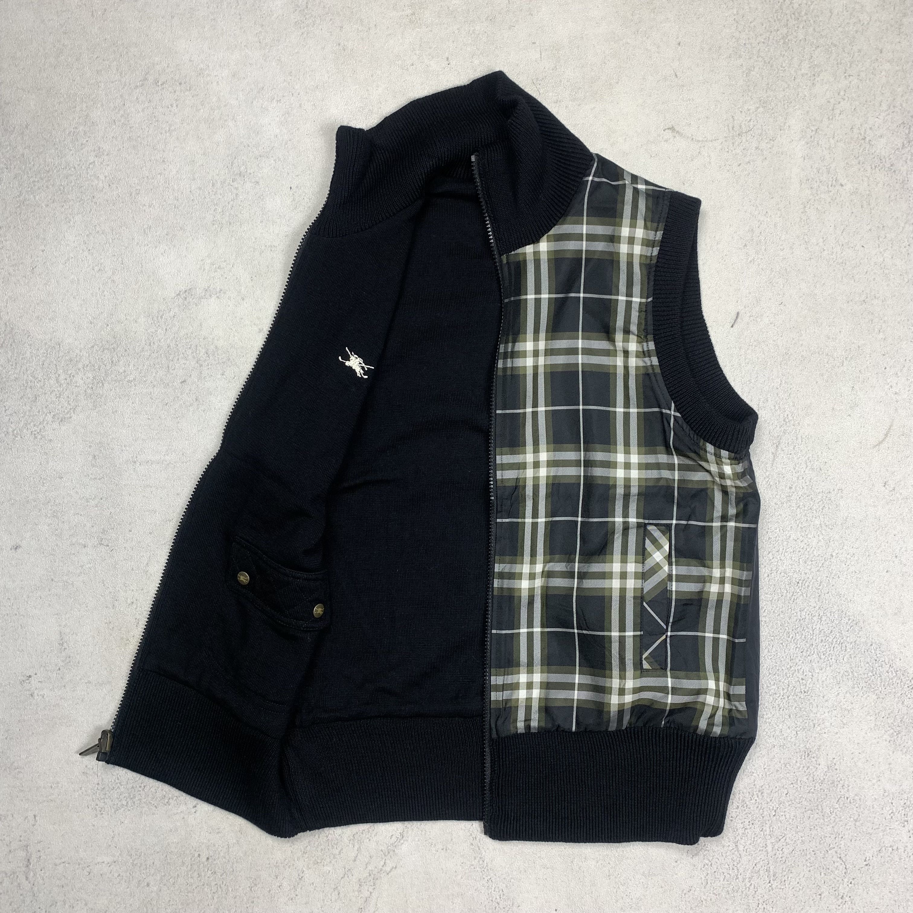 Burberry Vintage Reversible Burberry Golf Vest Size US L / EU 52-54 / 3 - 1 Thumbnail