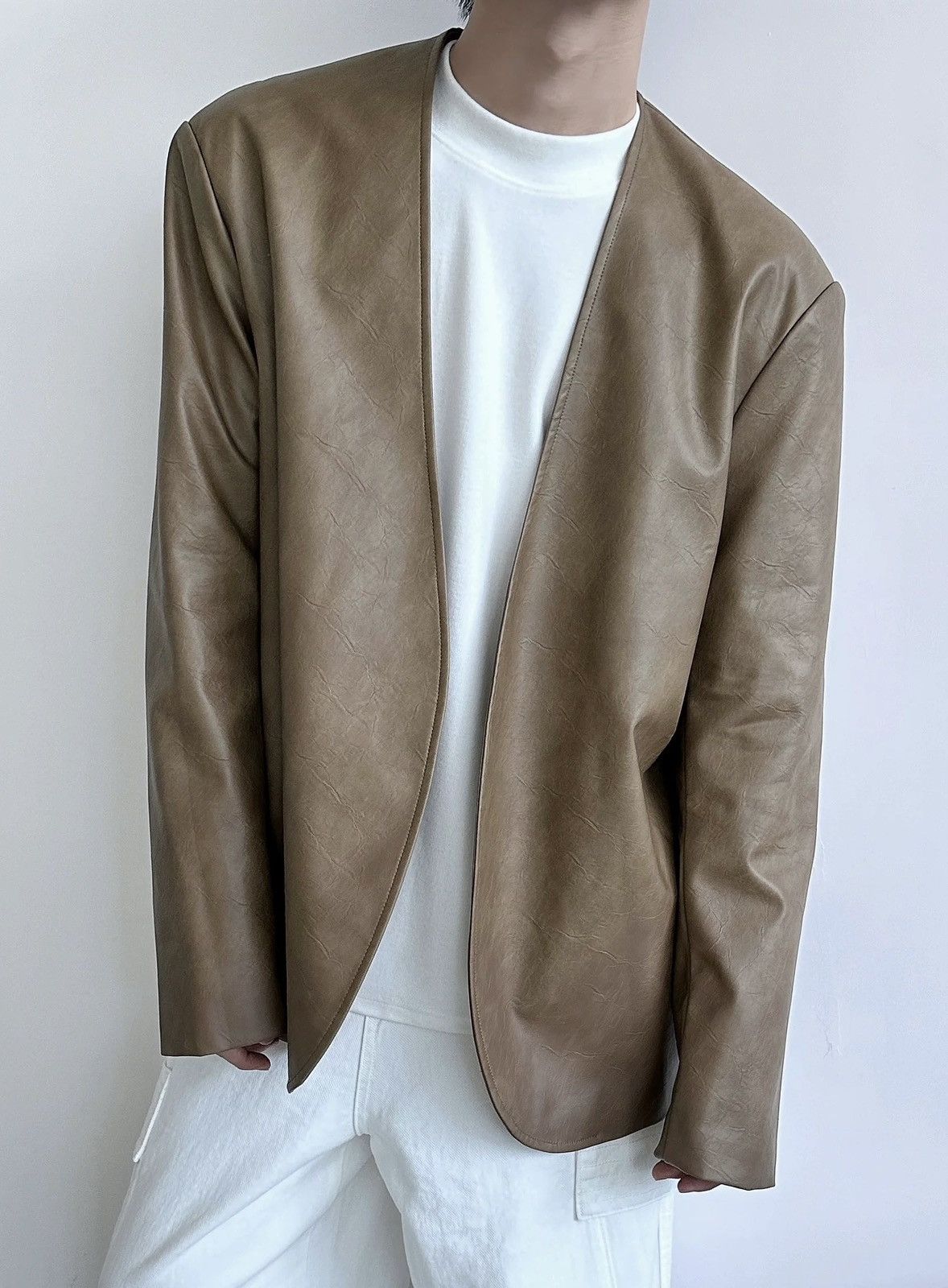 Japanese Brand × Vintage Retro cracked pu leather no collar collarless blazer jacket Size US S / EU 44-46 / 1 - 3 Thumbnail