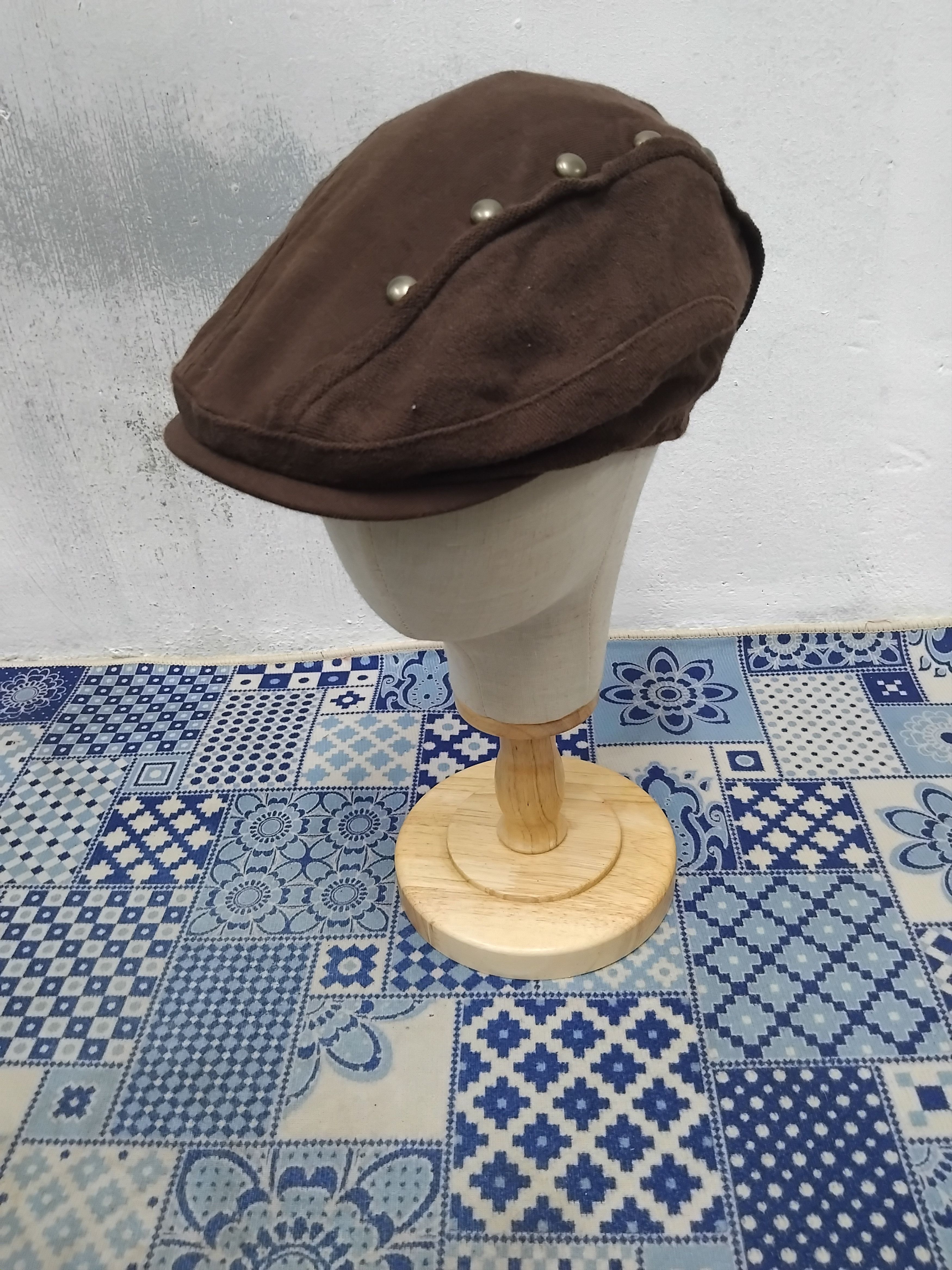 PPFM 💥Inspired Japanese brown studded baretta cap Size ONE SIZE - 1 Thumbnail