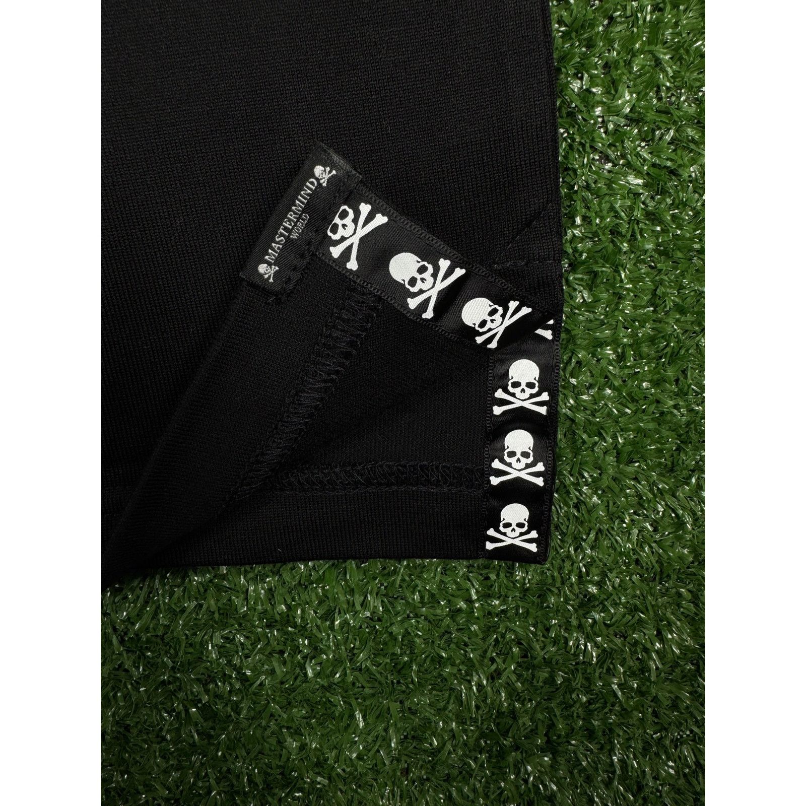 Mastermind Japan Mastermind Vs. Bape Boxed Logo Black S/S T-Shirt Size Medium Size US M / EU 48-50 / 2 - 4 Thumbnail