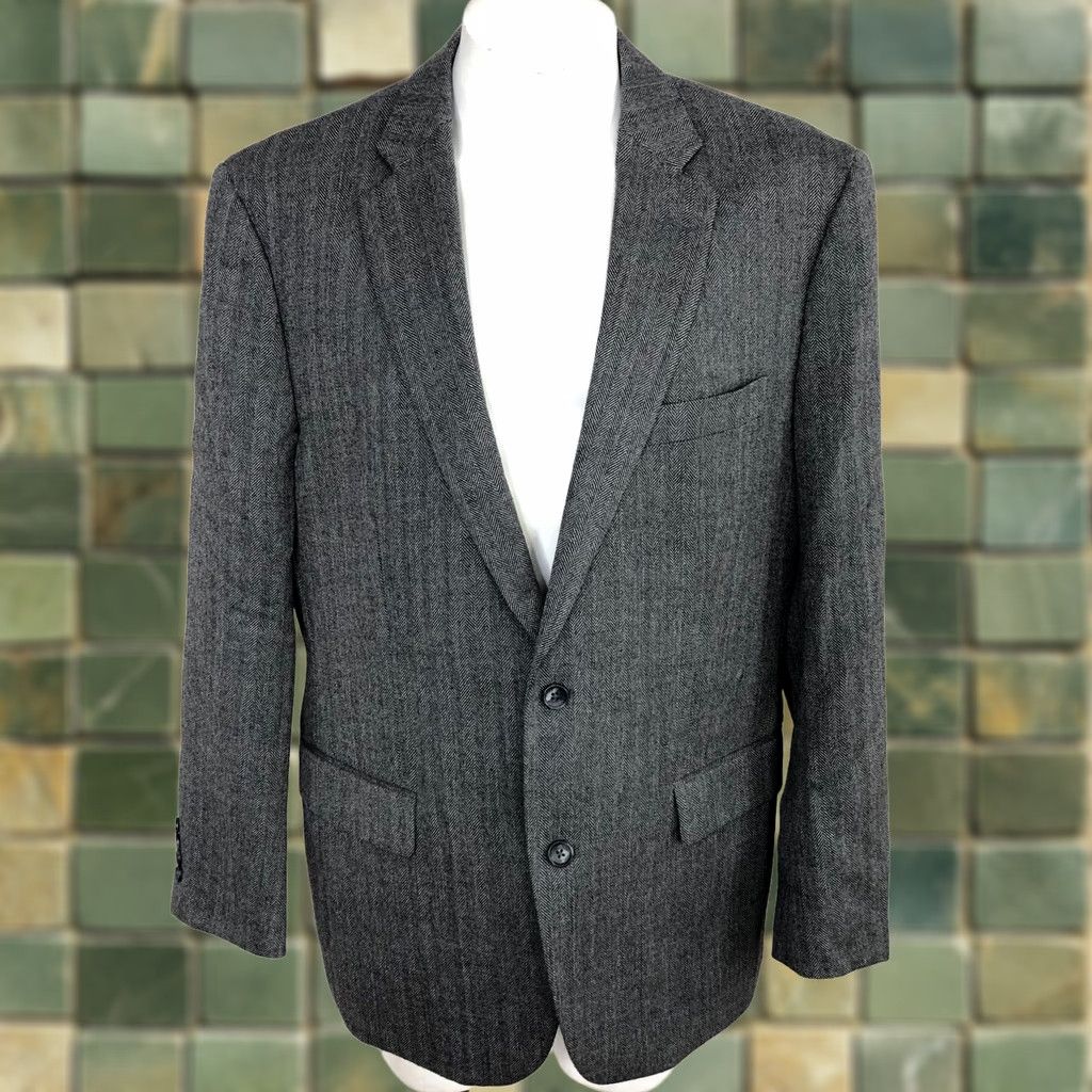 Joseph Joseph & Feiss Gold Luxury Wool Classic Fit 44 R Wool Sport Coat Herringbone Jacket Mens Regular Notch Lapel Four-Button Vintage No Size US S / EU 44-46 / 1 - 1 Thumbnail