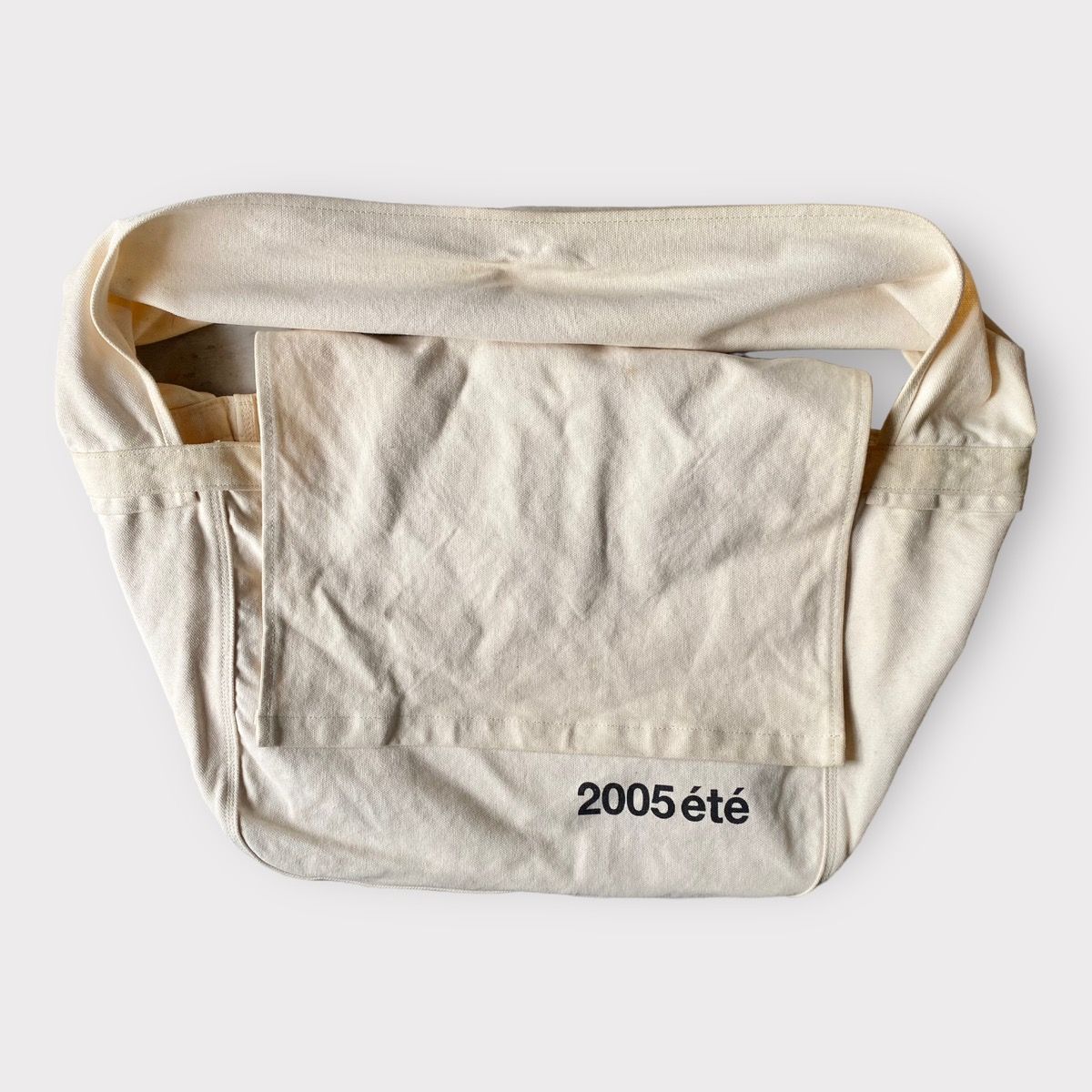 Pre-owned Comme Des Garçons Ss05 Canvas Oversize Crossbody Bag In Off White