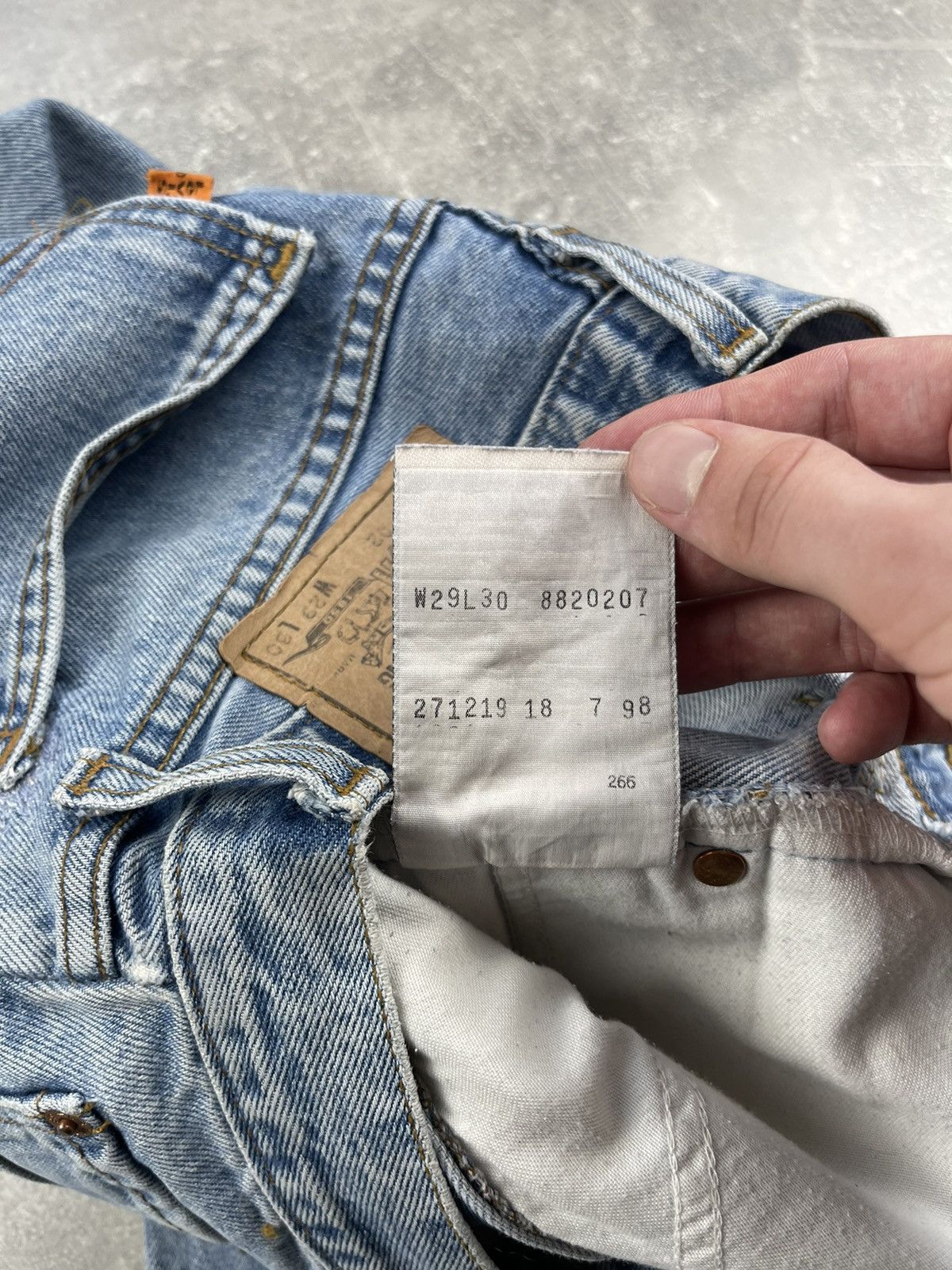 Levi's Vintage Levi’s 882 Orange Tab Light Blue Denim Jeans USA Size US 29 - 14 Thumbnail