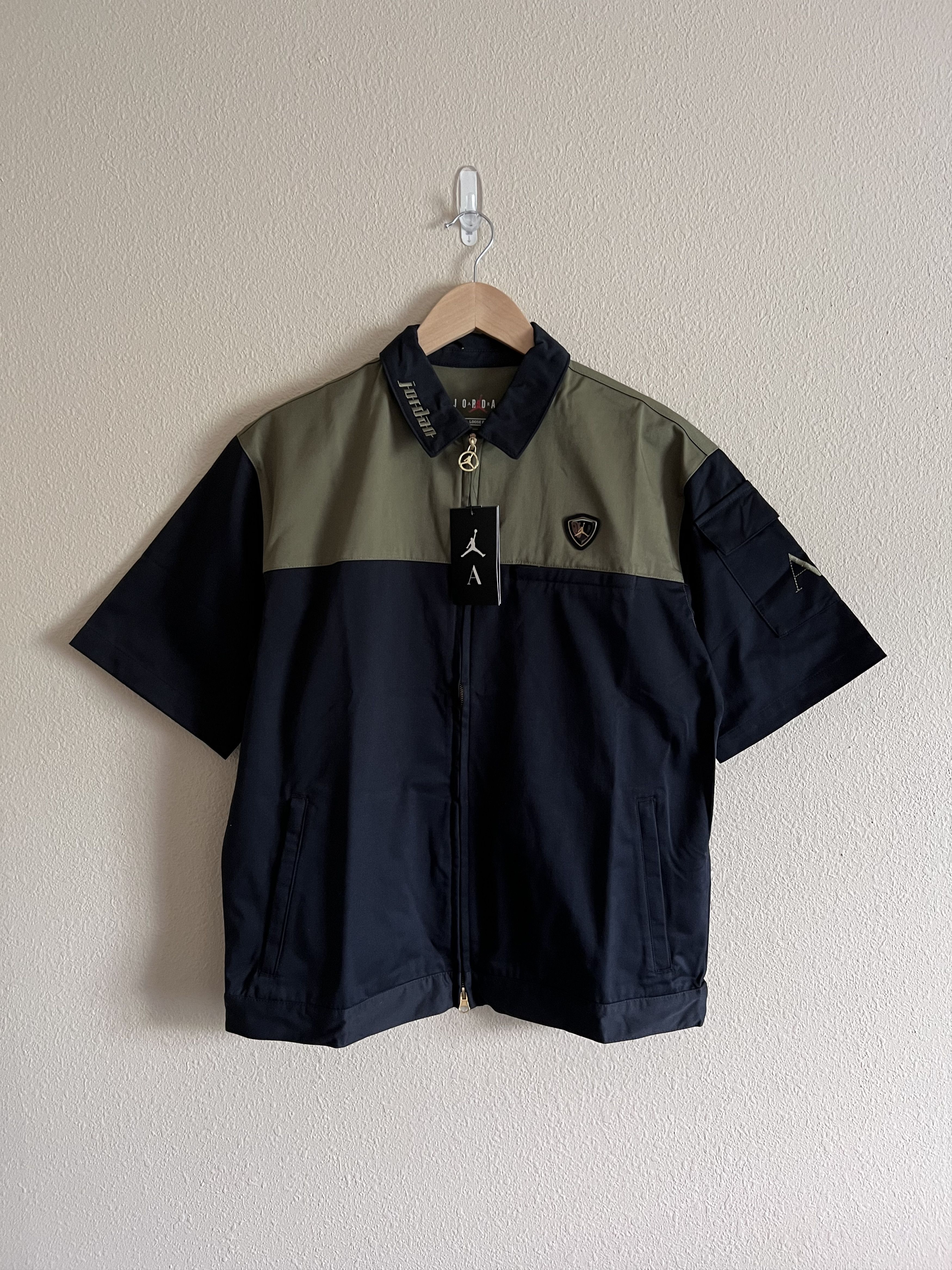 Jordan Brand Aleali May Jordan Zip Crew Shirt in Black Olive Size XS / US 0-2 / IT 36-38 - 1 Thumbnail