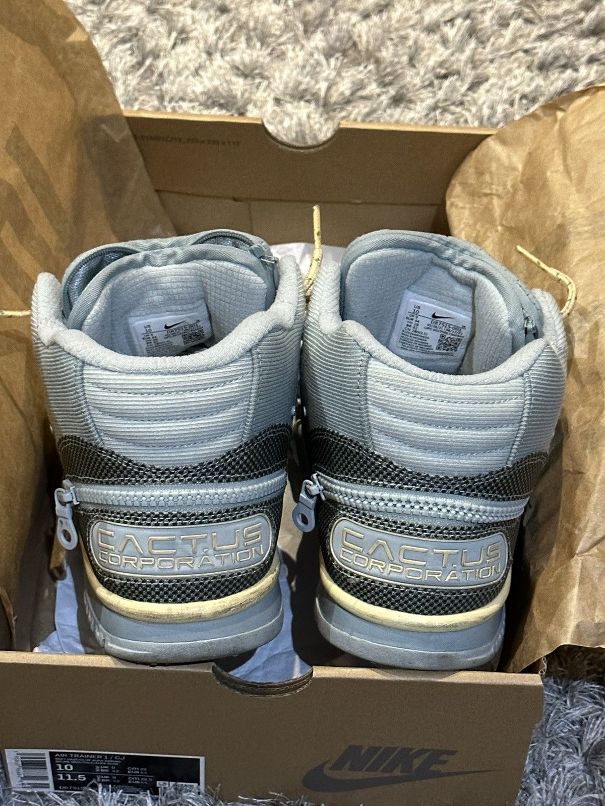 Nike × Travis Scott Travis scott cactus jack air trainer sneakers Size US 10 / EU 43 - 3 Thumbnail