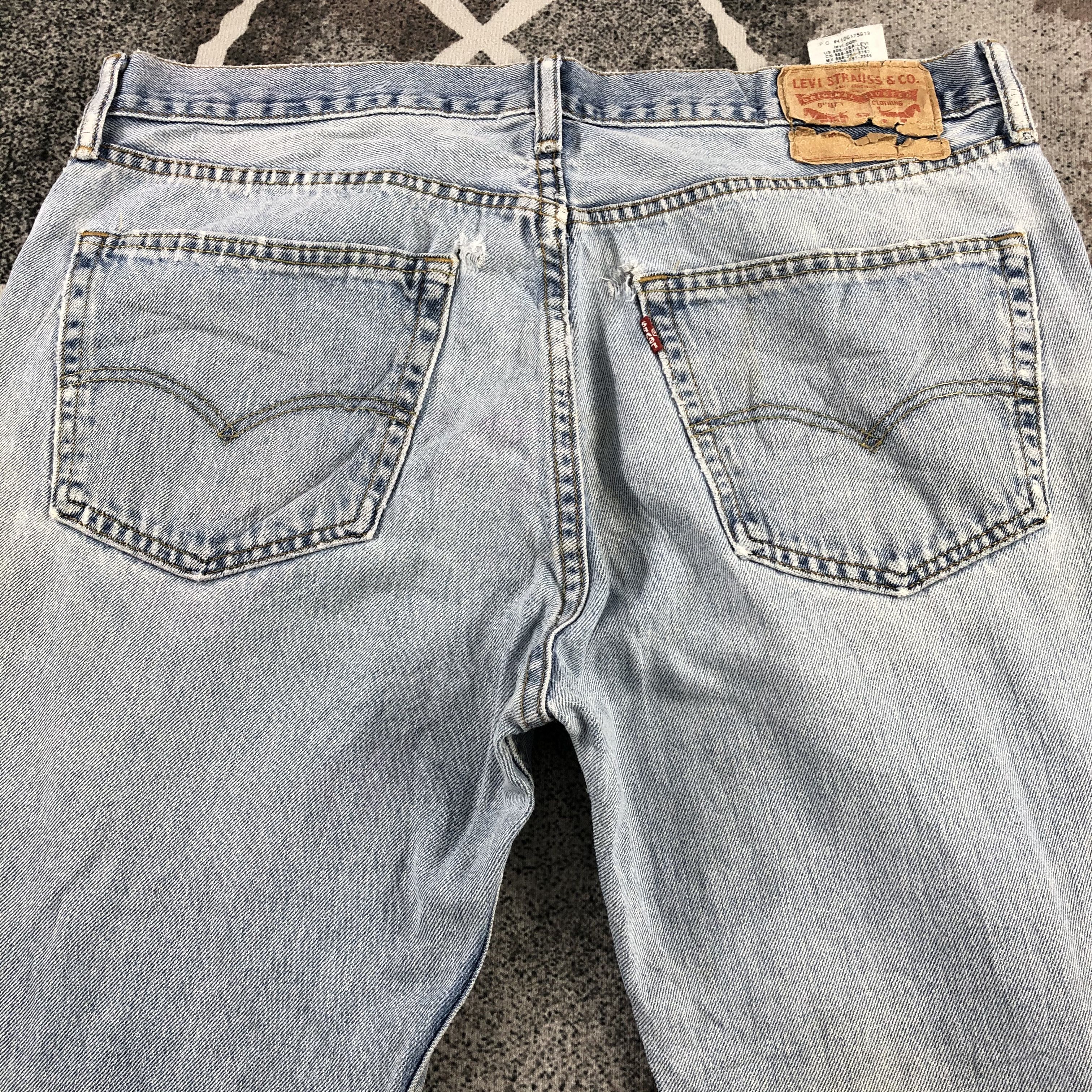Levi's Vintage Levi's 505 Jeans Medium Wash Denim KJ961 Size US 36 / EU 52 - 4 Thumbnail