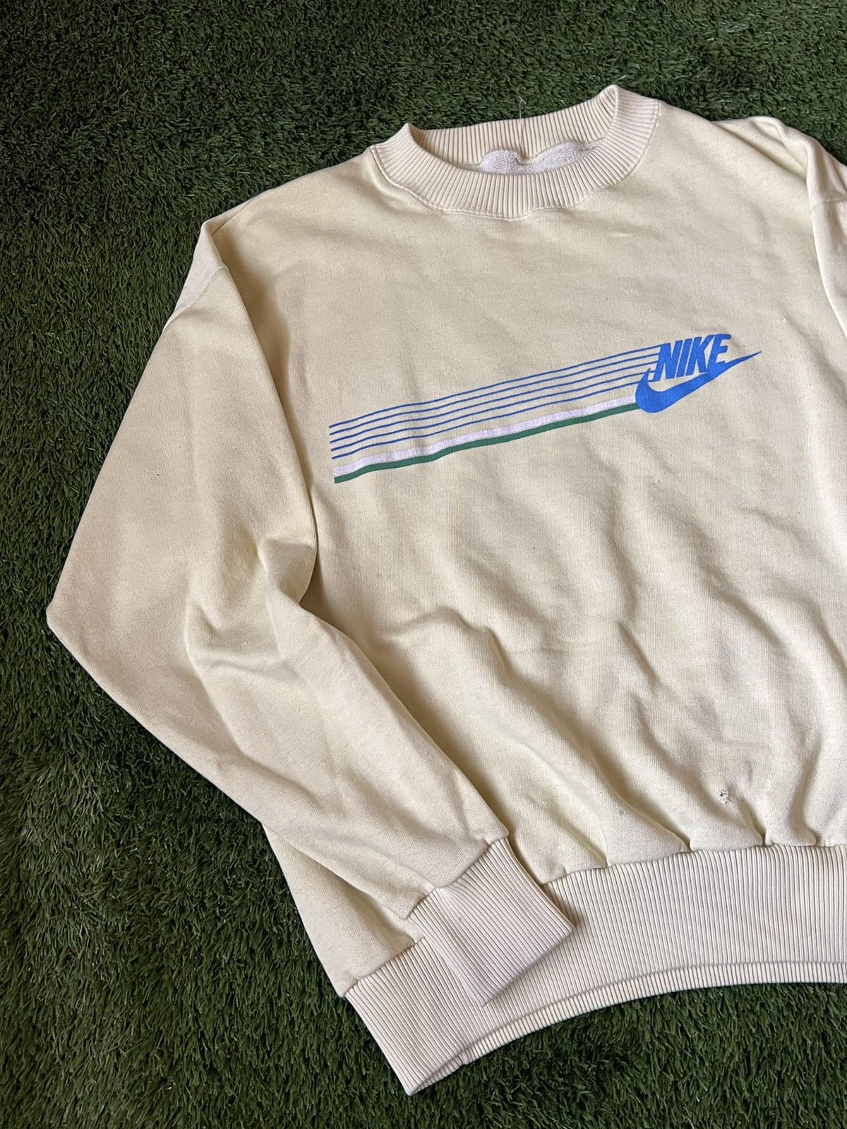 Vintage Vintage 80s Nike Crewneck Sweatshirt Size US M / EU 48-50 / 2 - 1 Thumbnail