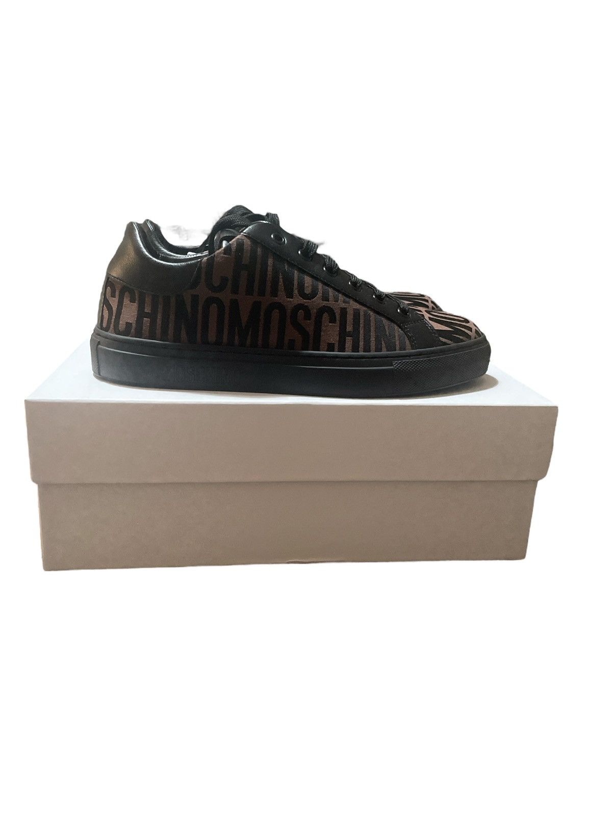 スニーカー Moschino 'Ollie' sneakers Moschino | Shoes | Moschino Ollie Sneakers Nwt | Poshmark