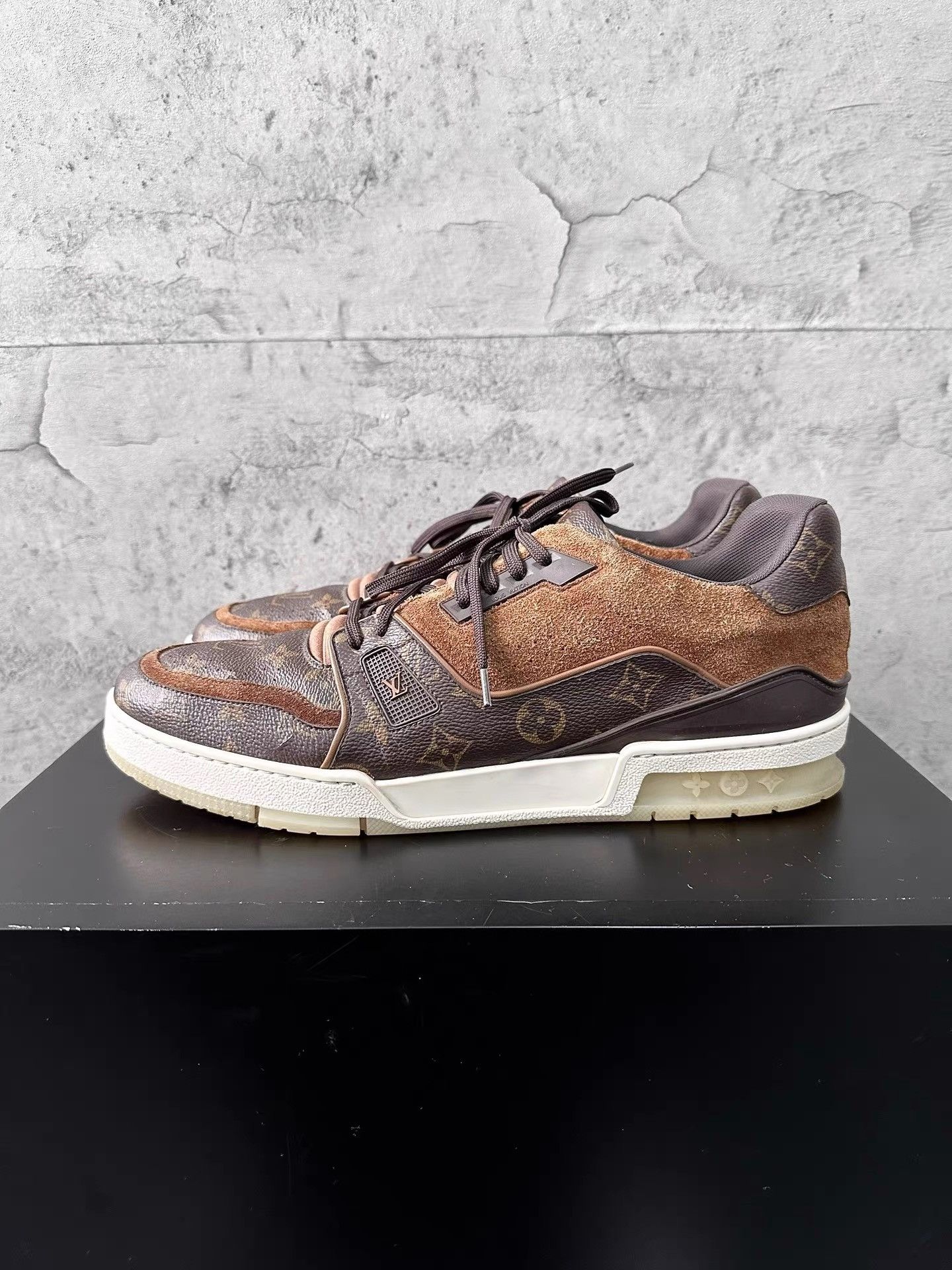 Louis Vuitton Louis Vuitton LV Trainer Monogram Brown K34 Size US 11 / EU 44 - 4 Thumbnail