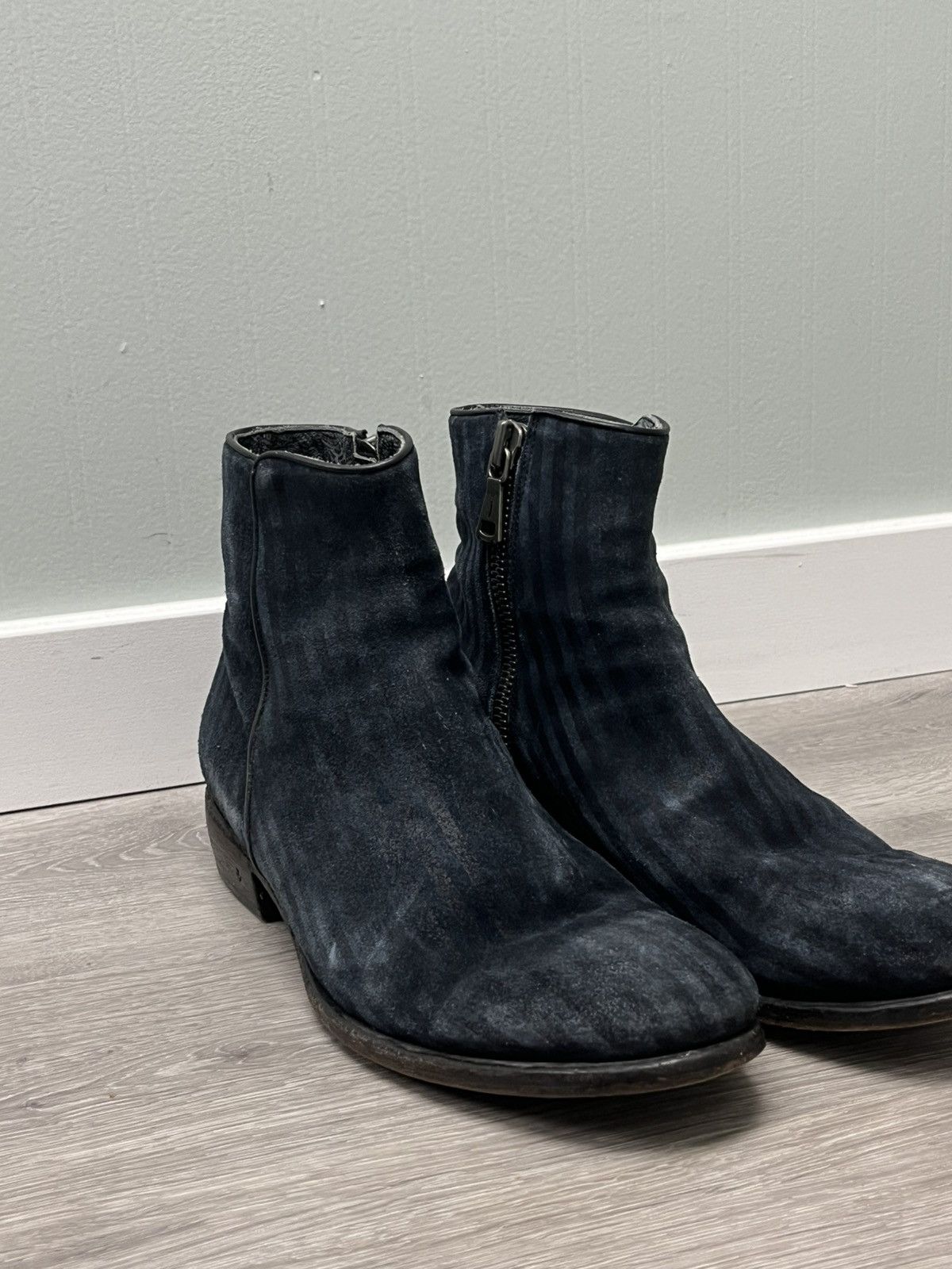 John Varvatos Keith Suede Zip Boot. Size 8 Size US 8 / EU 41 - 8 Thumbnail