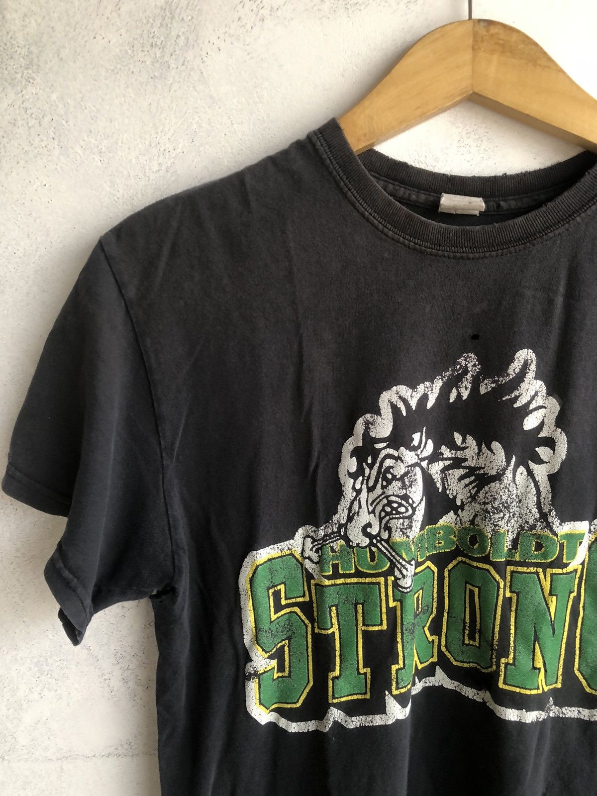 Band Tees × Gildan × Japanese Brand Humboldt Strong Graphic Tshirt Tee Size US M / EU 48-50 / 2 - 3 Thumbnail
