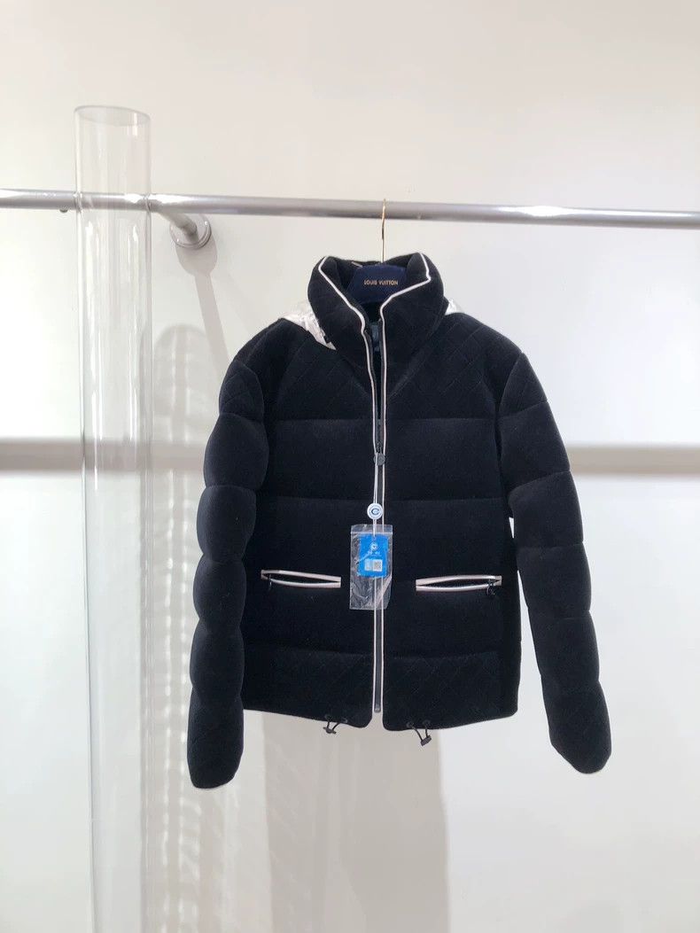 Chanel Chanel 18b Hamburger Series Down Jacket 2503-Nextarrow Size XS / US 0-2 / IT 36-38 - 1 Thumbnail