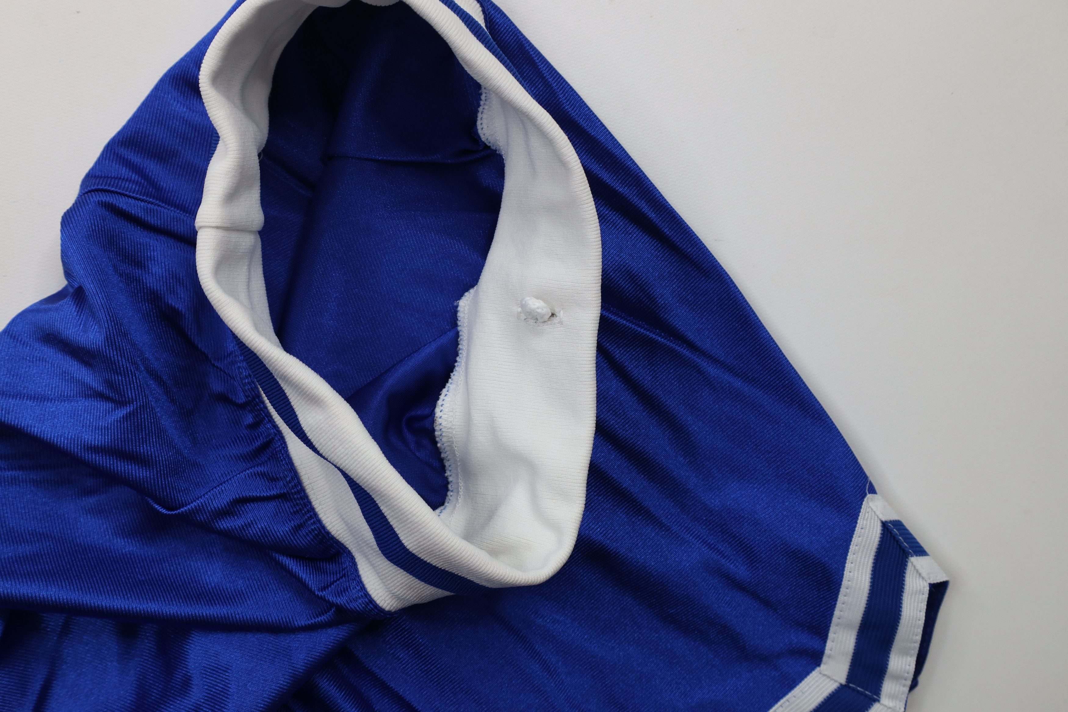 Vintage Vintage 90s Streetwear Silky Nylon Basketball Shorts USA Size 22" - 6 Thumbnail