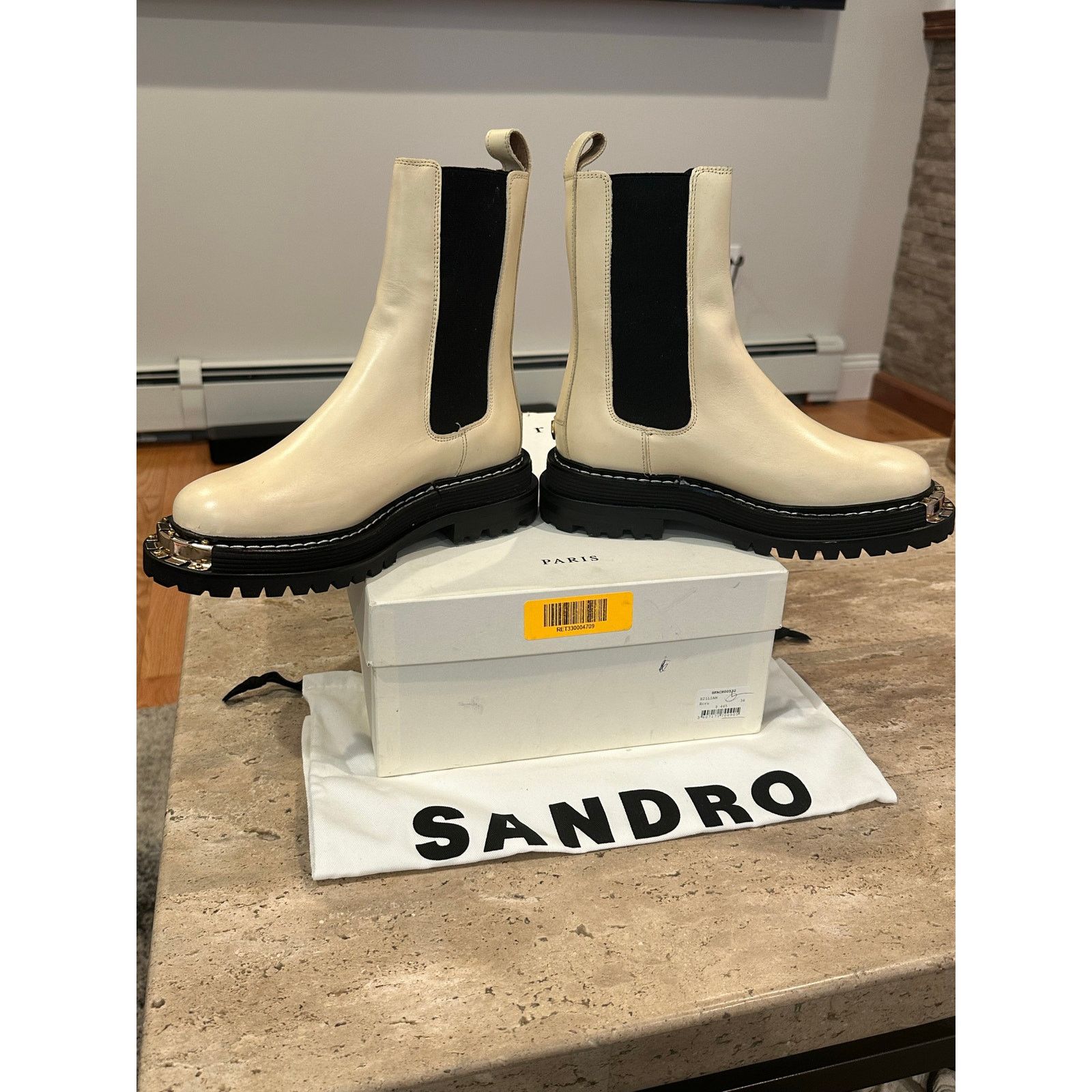 Sandro NEW Sandro Liam Ecru Leather Chelsea Boots 36 Size US 5.5 / IT 35.5 - 9 Thumbnail