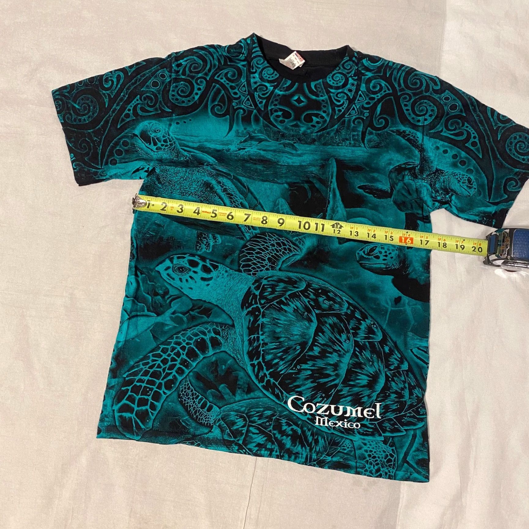 Gildan VINTAGE Gildan Tee Shirt T-Shirt Men Short Sleeve Crew Neck All Over Print Teal Blue Sea Turtles Mexico Cozumel Y2K - S Size US S / EU 44-46 / 1 - 3 Thumbnail