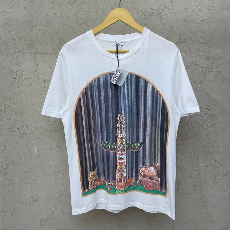 Loewe LOEWE White totem print behind the big Logo short sleeve T Size S / US 4 / IT 40 - 2 Thumbnail