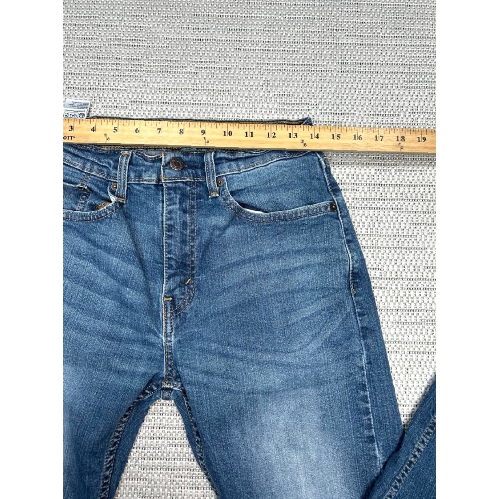 Levi's Levi's 505 Jeans Mens 31 Medium Wash Denim Regular Fit Straight 31x27 Blue Levi's Denim Jeans 505 Straight Mens 90s (?) Size US 31 - 6 Thumbnail
