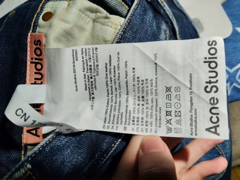 Acne Studios acne studiosCropped corrugated jeans 2503-Nextarrow Size US 29 - 5 Thumbnail