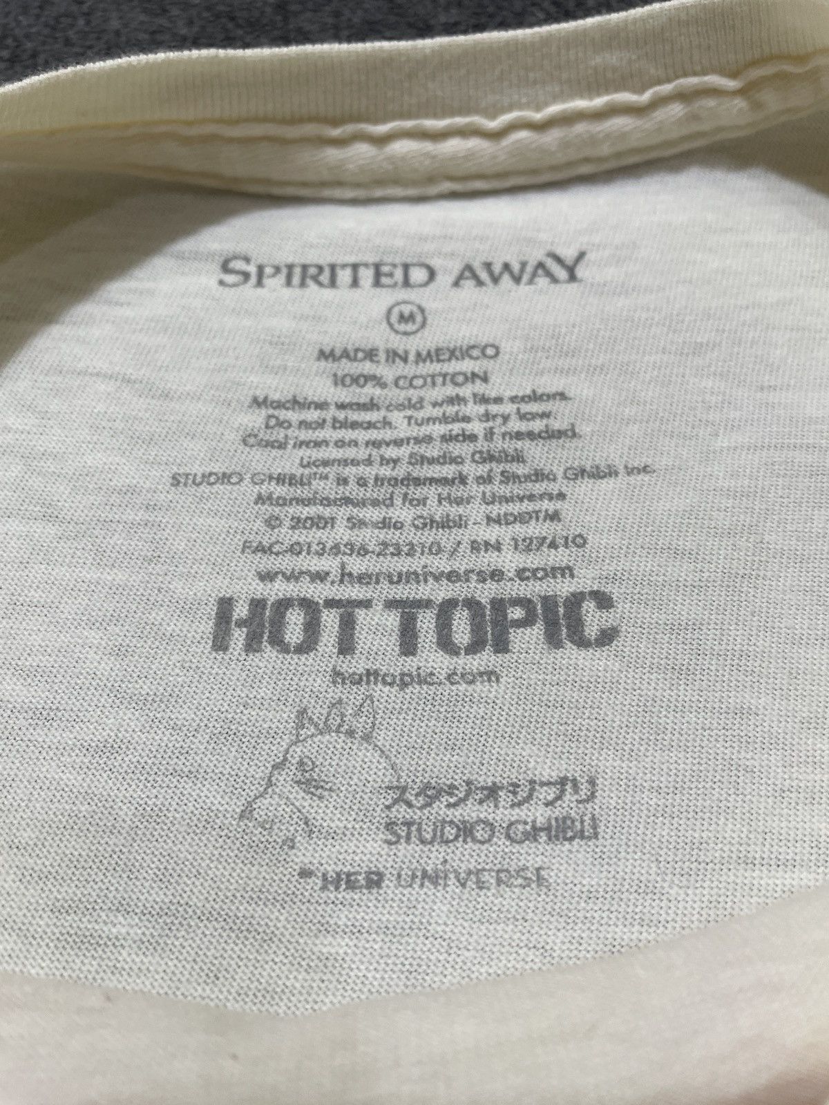Anime Spirited Away Studio Ghibli Chihiro Bouquet Official T-shirt Size US M / EU 48-50 / 2 - 3 Thumbnail