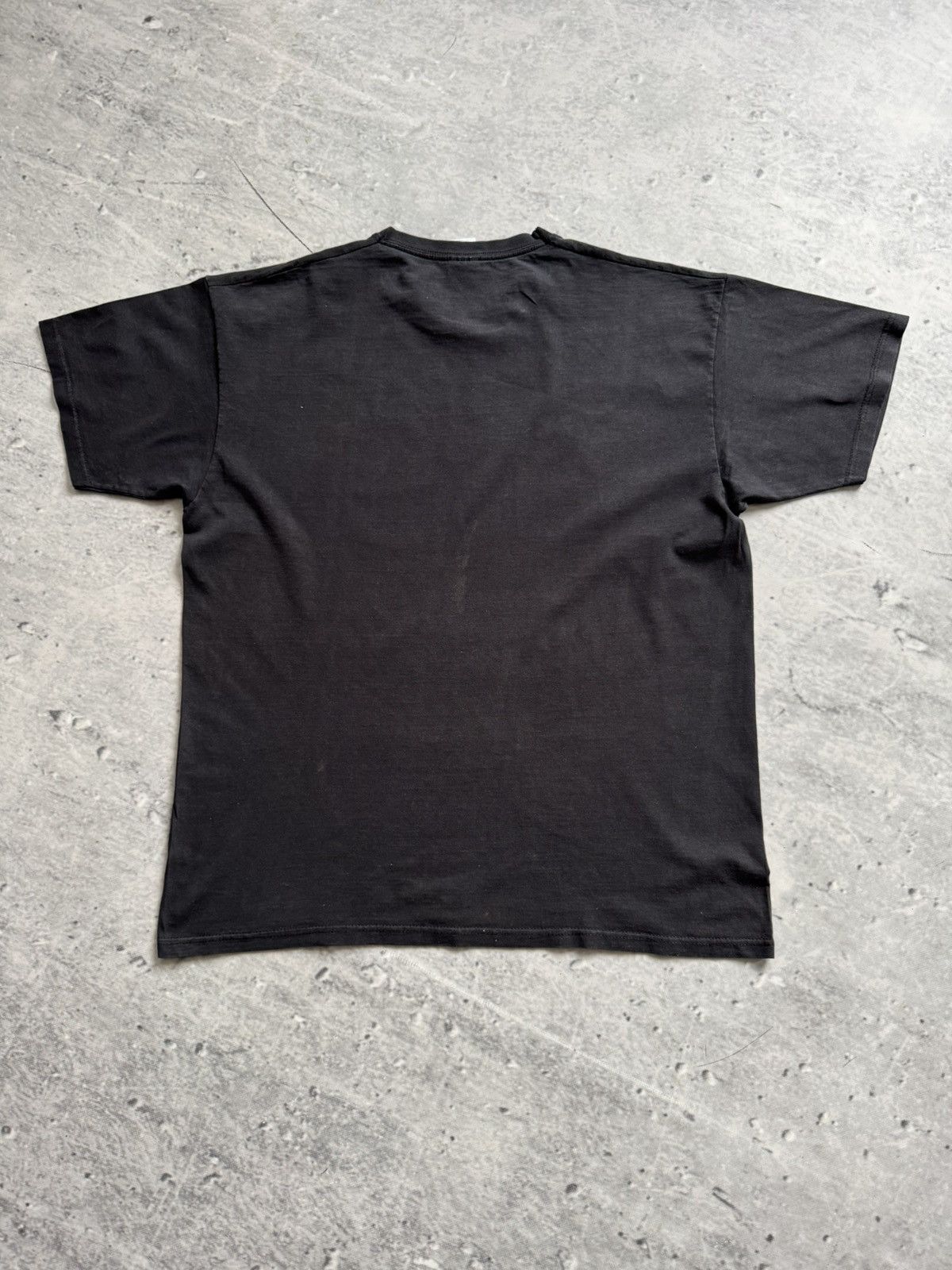 Vintage Vintage Y2K ADULT “ FUCK ME I’M FAMOUS “ FUNNY Tee Size US XL / EU 56 / 4 - 5 Thumbnail