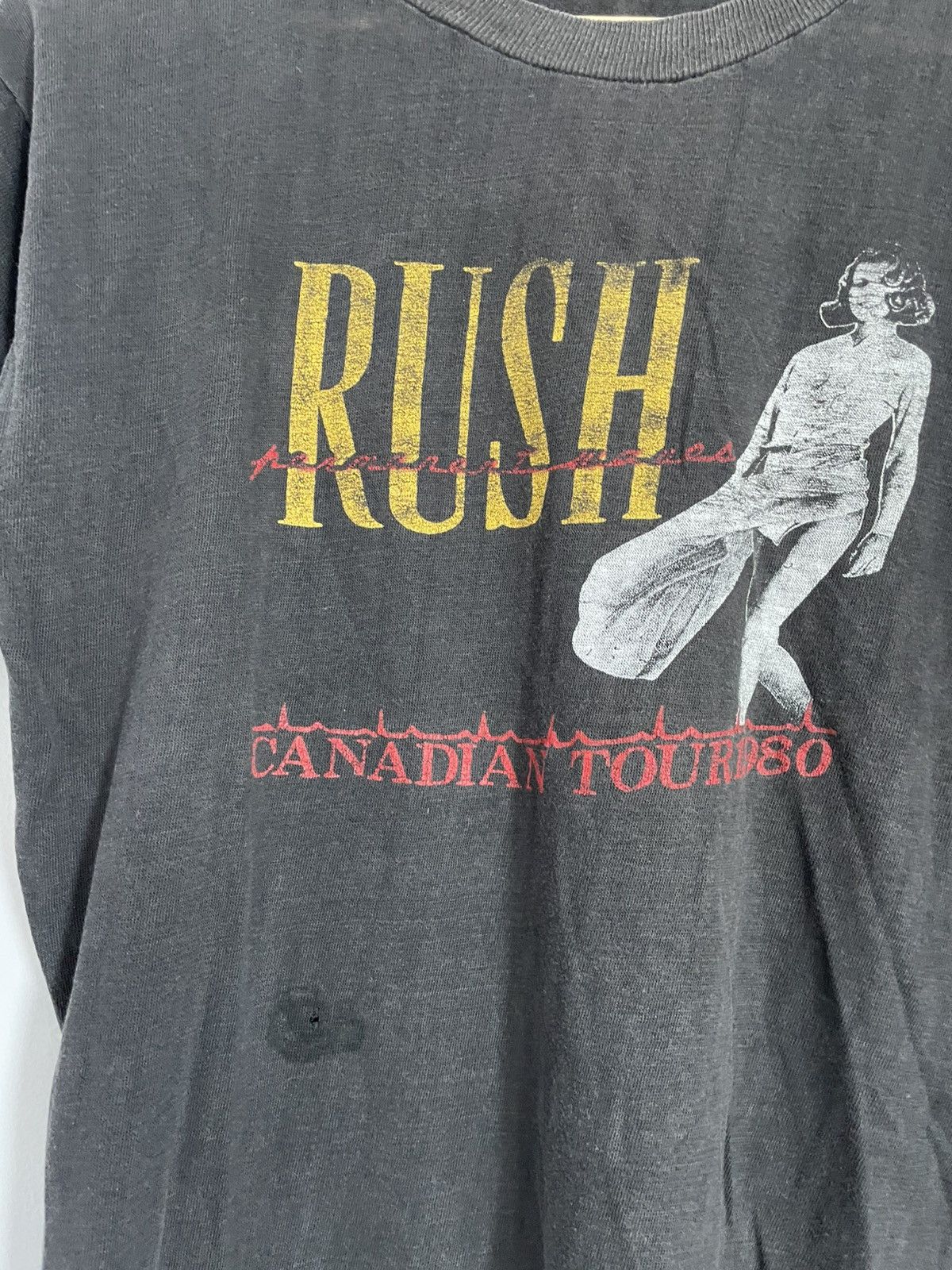 Vintage Vintage Rush 1980 Canadian Tour Band T-Shirt Size US S / EU 44-46 / 1 - 4 Thumbnail
