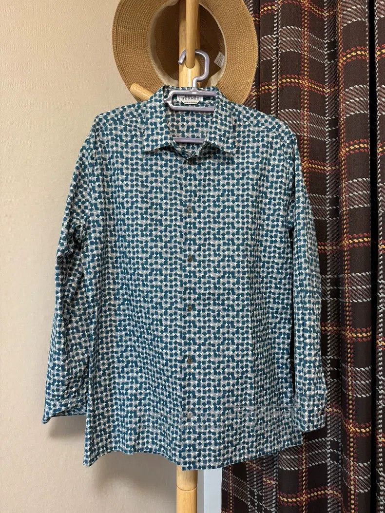 Hermes Hermes size 41 Special process fabric shirt Size US L / EU 52-54 / 3 - 1 Thumbnail