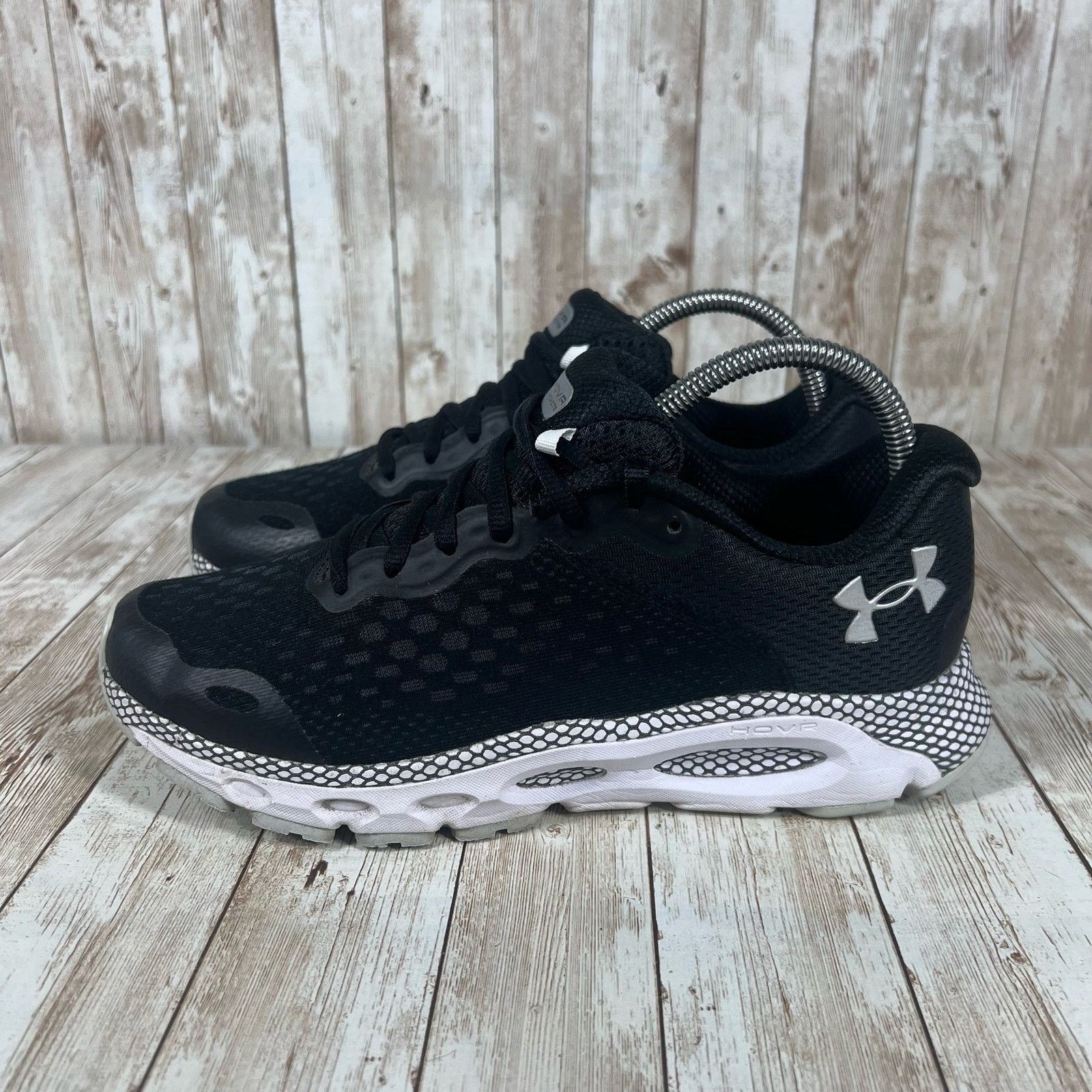 Under Armour Under armour Hovr infinite 3 black white Womens 9 Size US 9 / IT 39 - 2 Thumbnail