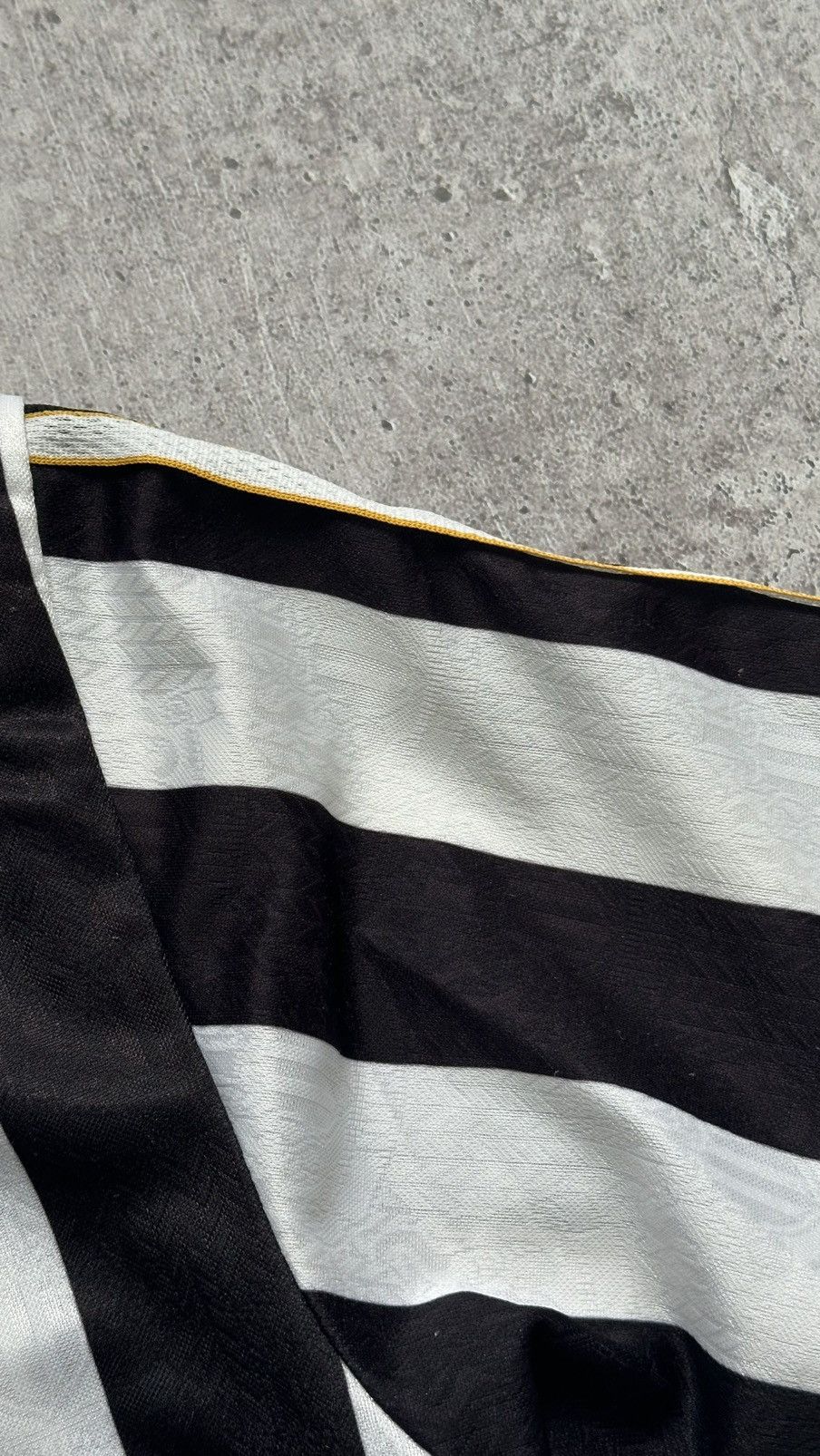Adidas 1997/99 Adidas Newcastle United Vintage Rare Soccer Jersey Size US S / EU 44-46 / 1 - 24 Thumbnail