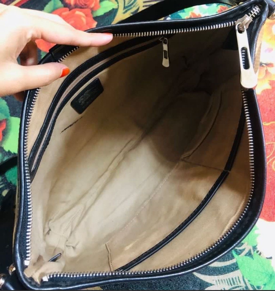 Burberry Authentic BURBERRY Nova Check Shoulder Bag Size ONE SIZE - 8 Thumbnail