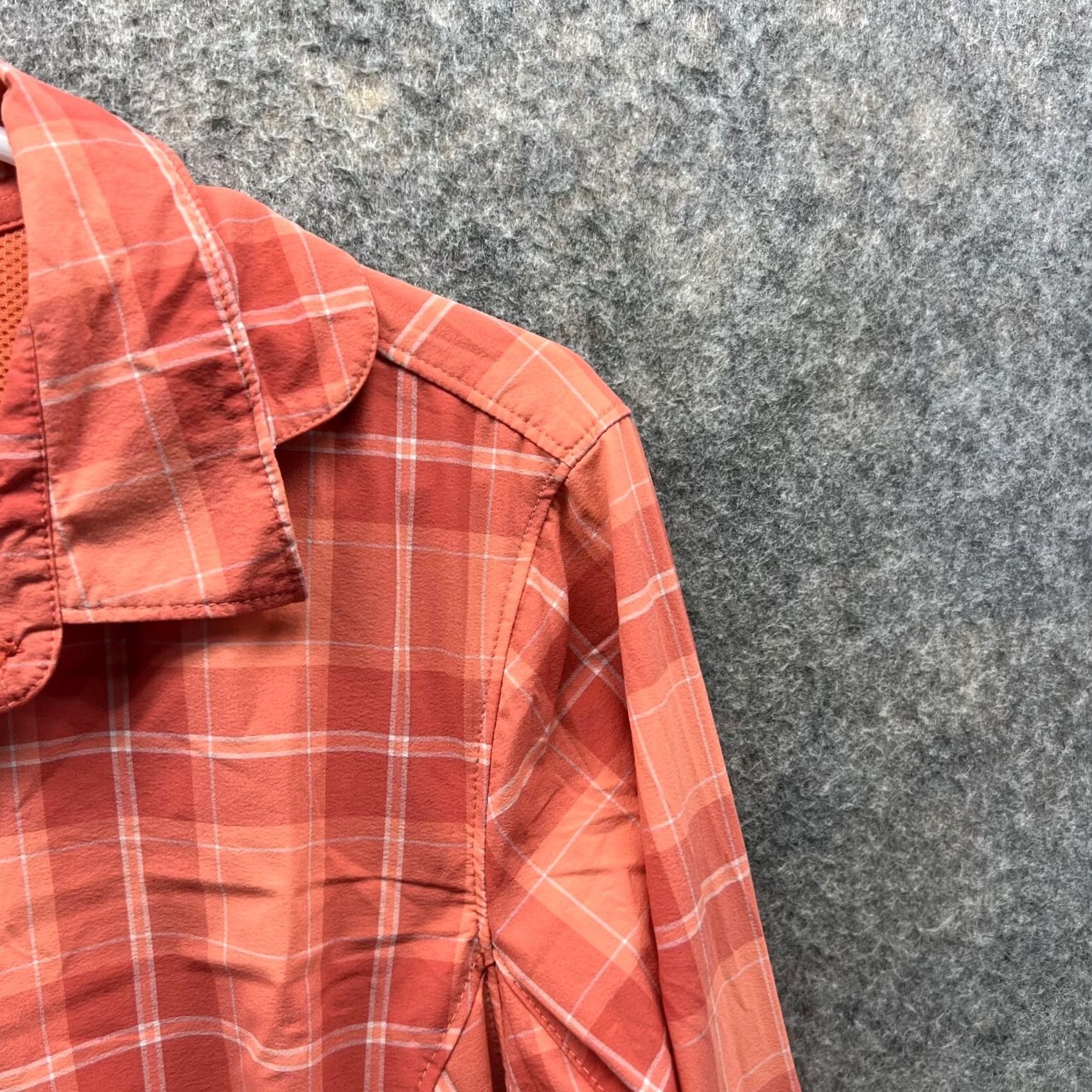 Vintage Duluth Shirt Women Medium Orange Casual Button Down Nylon Spandex Plaid Vented Shirt Shirt Woman Modern Preppy Button-Up Casual All Seasons Size M / US 6-8 / IT 42-44 - 4 Thumbnail