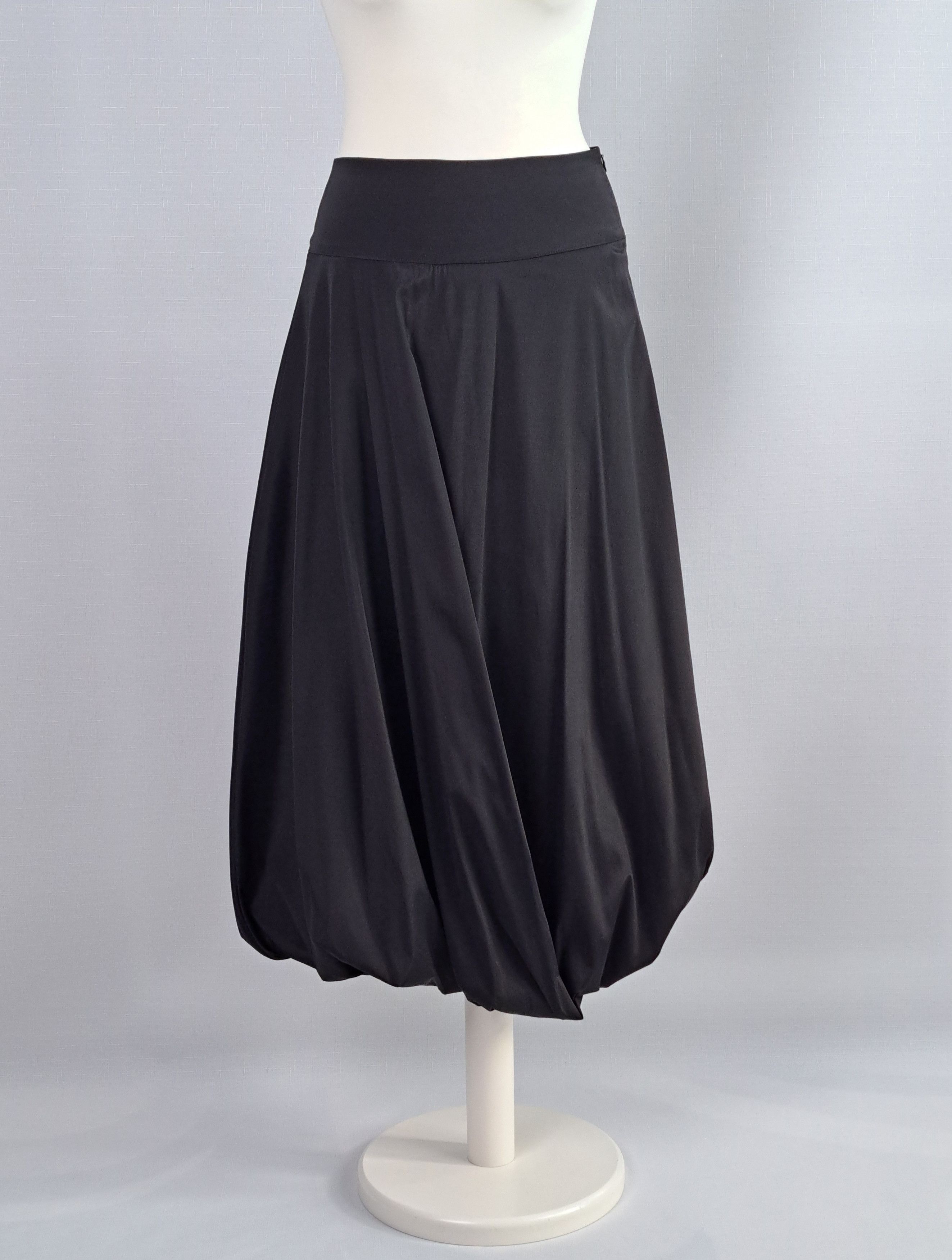Sarah Pacini Sarah Pacini avant garde midi skirt. Size 0 Size 25" / US 0 / IT 36 - 1 Thumbnail