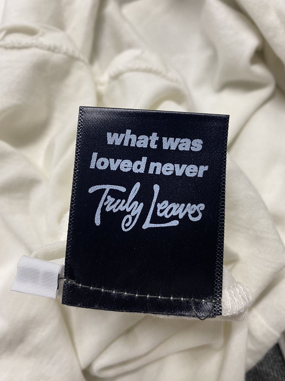 HMDD 💀HMDD Fanzine Longsleeve💀 Size US L / EU 52-54 / 3 - 5 Thumbnail