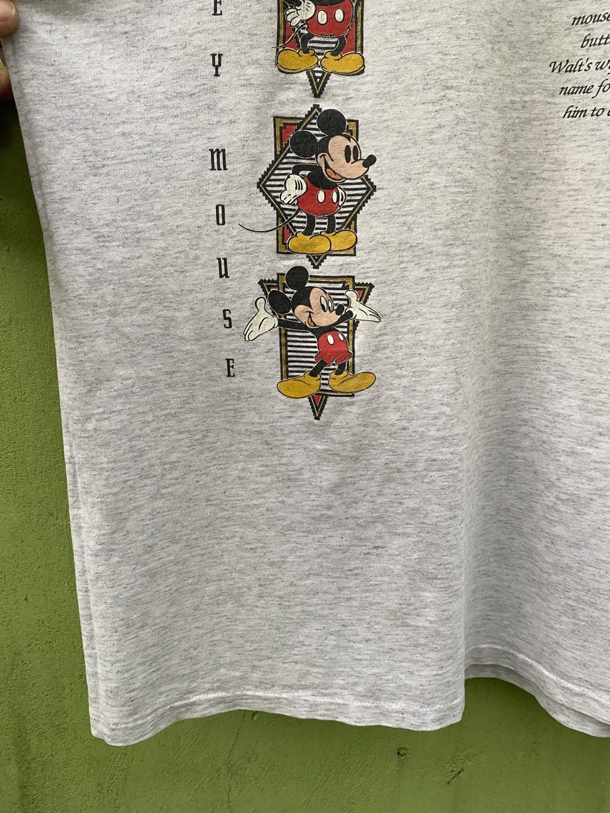 Vintage Vintage Classic Disney Originals Mickey Mouse Grey Graphic Size US XL / EU 56 / 4 - 5 Thumbnail