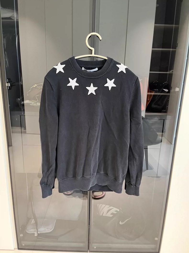 Givenchy Classic Sweatshirt