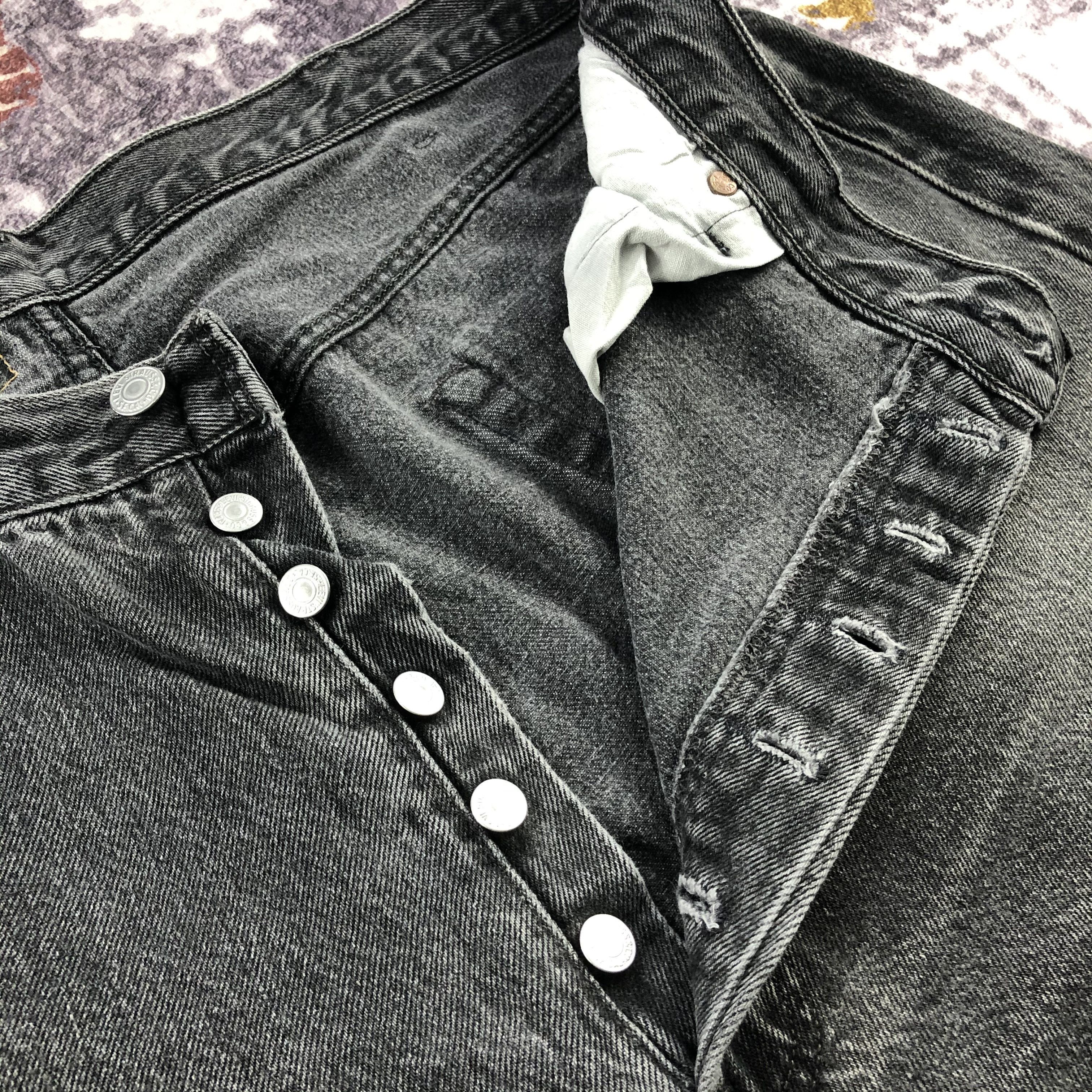 Levi's Vintage 90s Faded Black Levis 501 Jeans-JM3037 Size US 39 - 10 Thumbnail