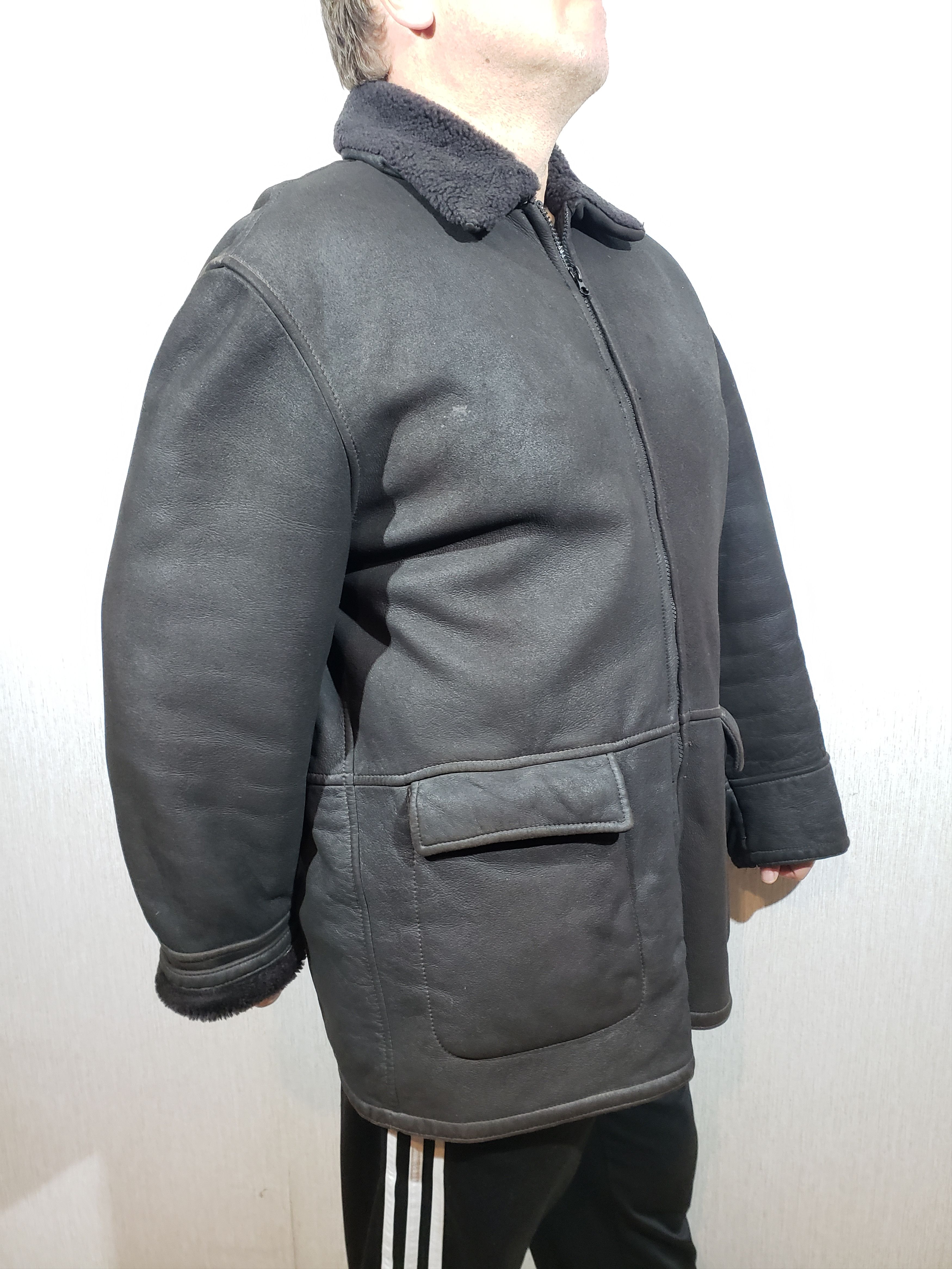Other Stylish men's black sheepskin coat. Size US L / EU 52-54 / 3 - 3 Thumbnail
