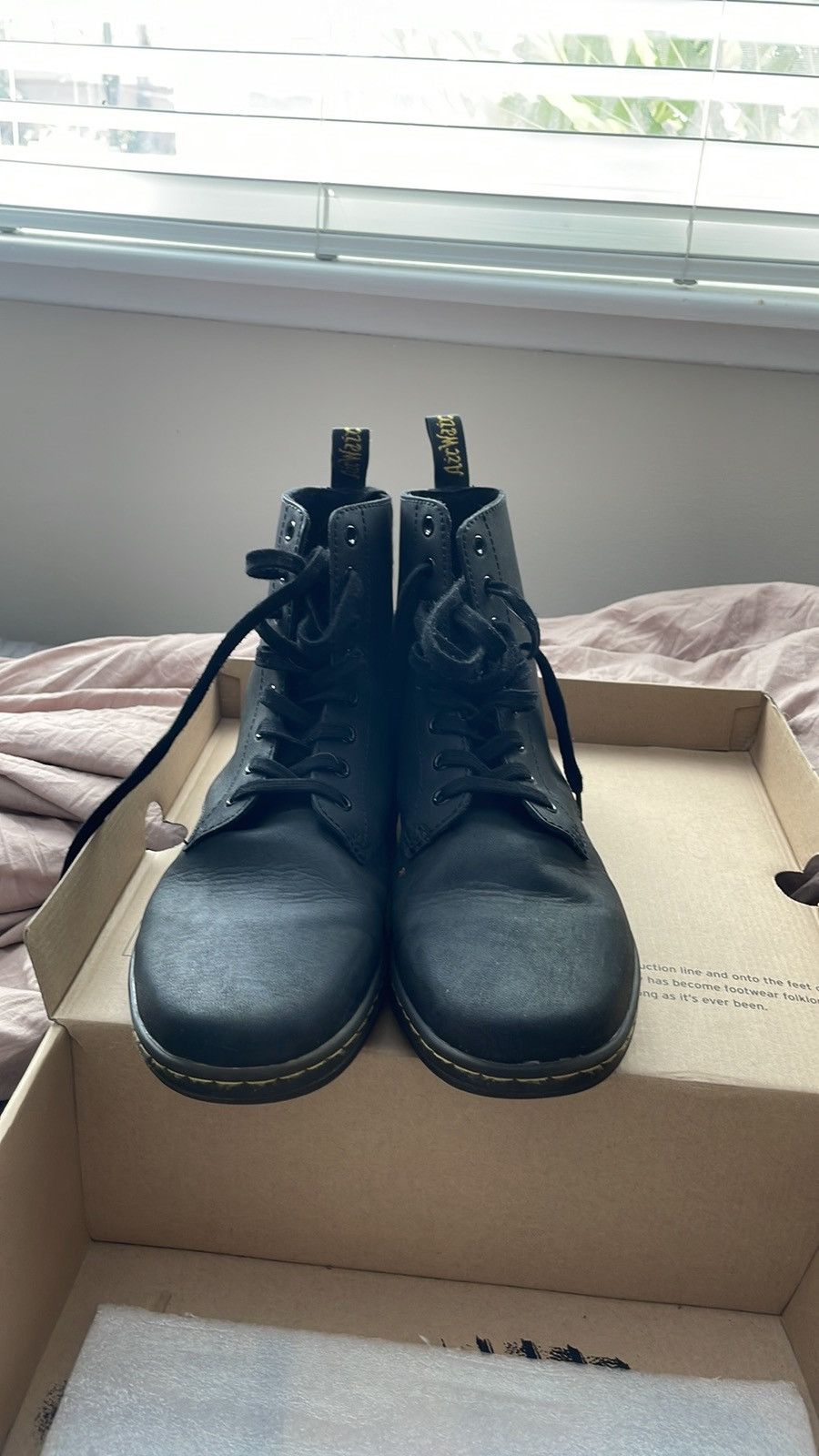 Dr. Martens Dr Martens Tobias Black Size US 12 / EU 45 - 1 Thumbnail