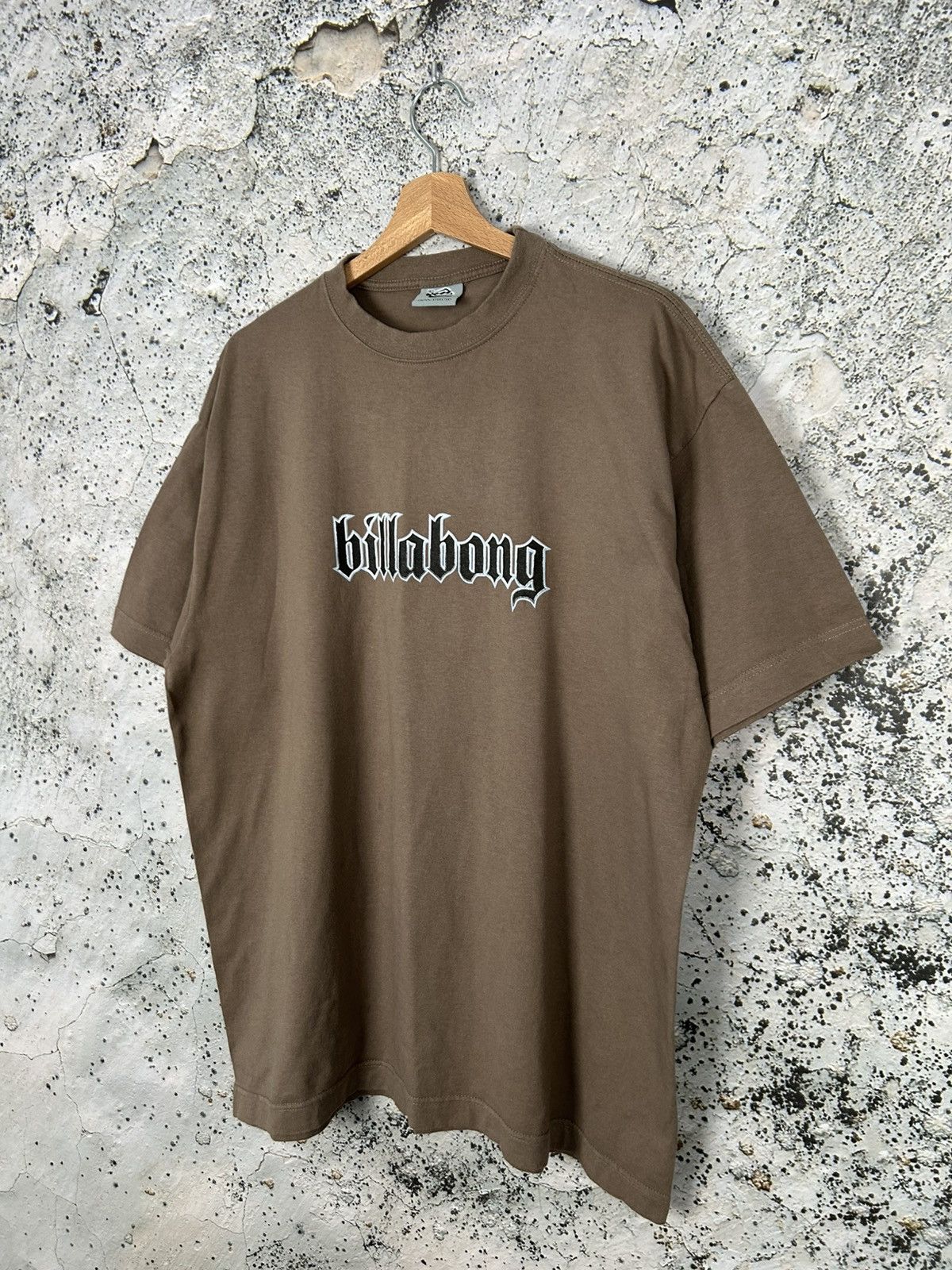 Billabong Vintage Billabong Surf Style Graphic Tee Brown Streetwear Size US L / EU 52-54 / 3 - 2 Thumbnail